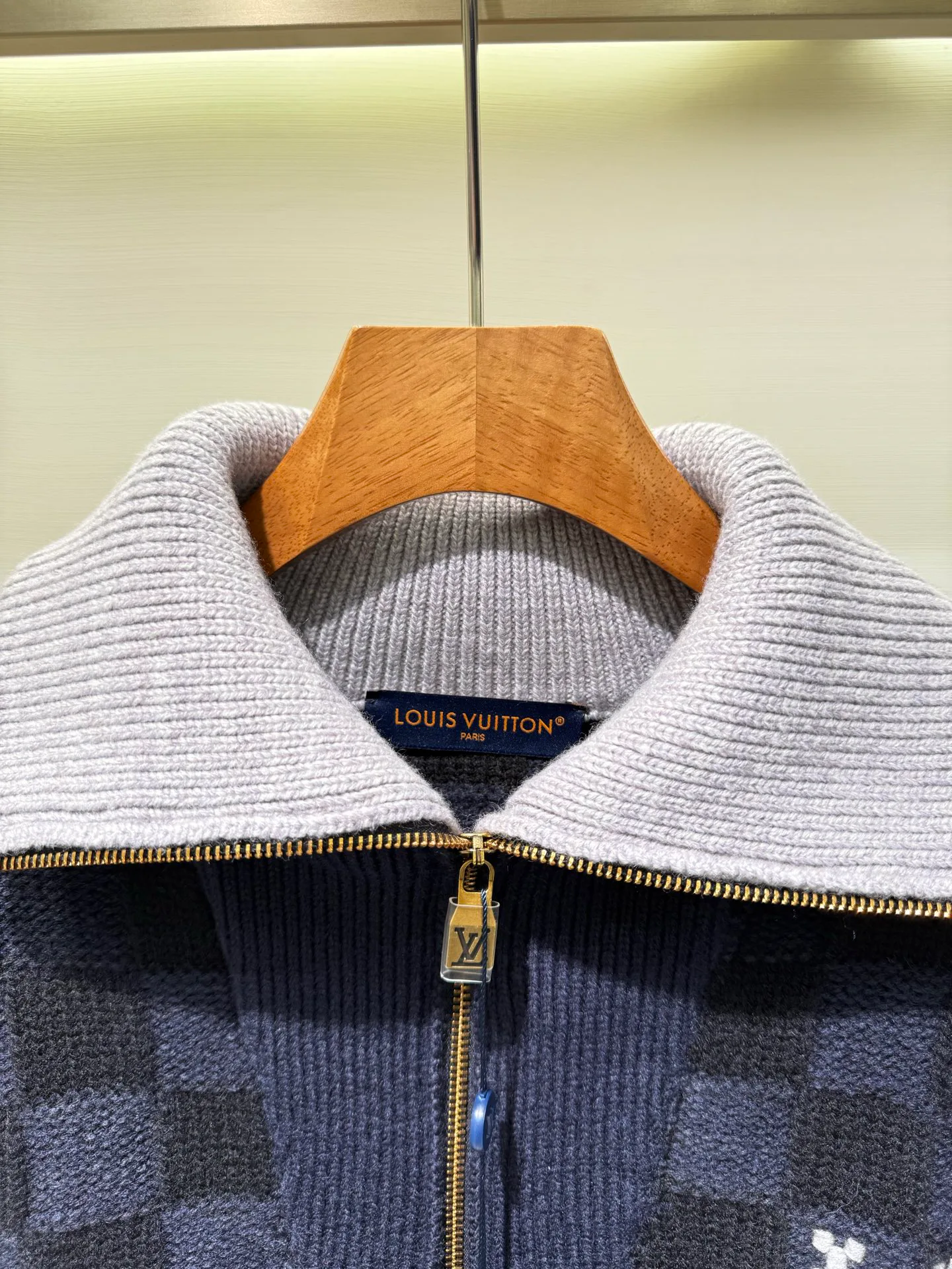 Джемперы И Свитеры Женские Louis Vuitton 493334