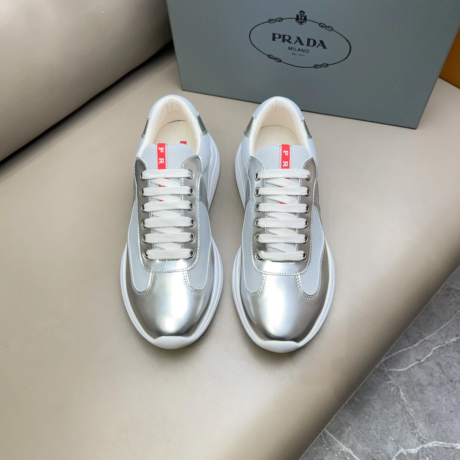 Кроссовки Женские Prada 17636250