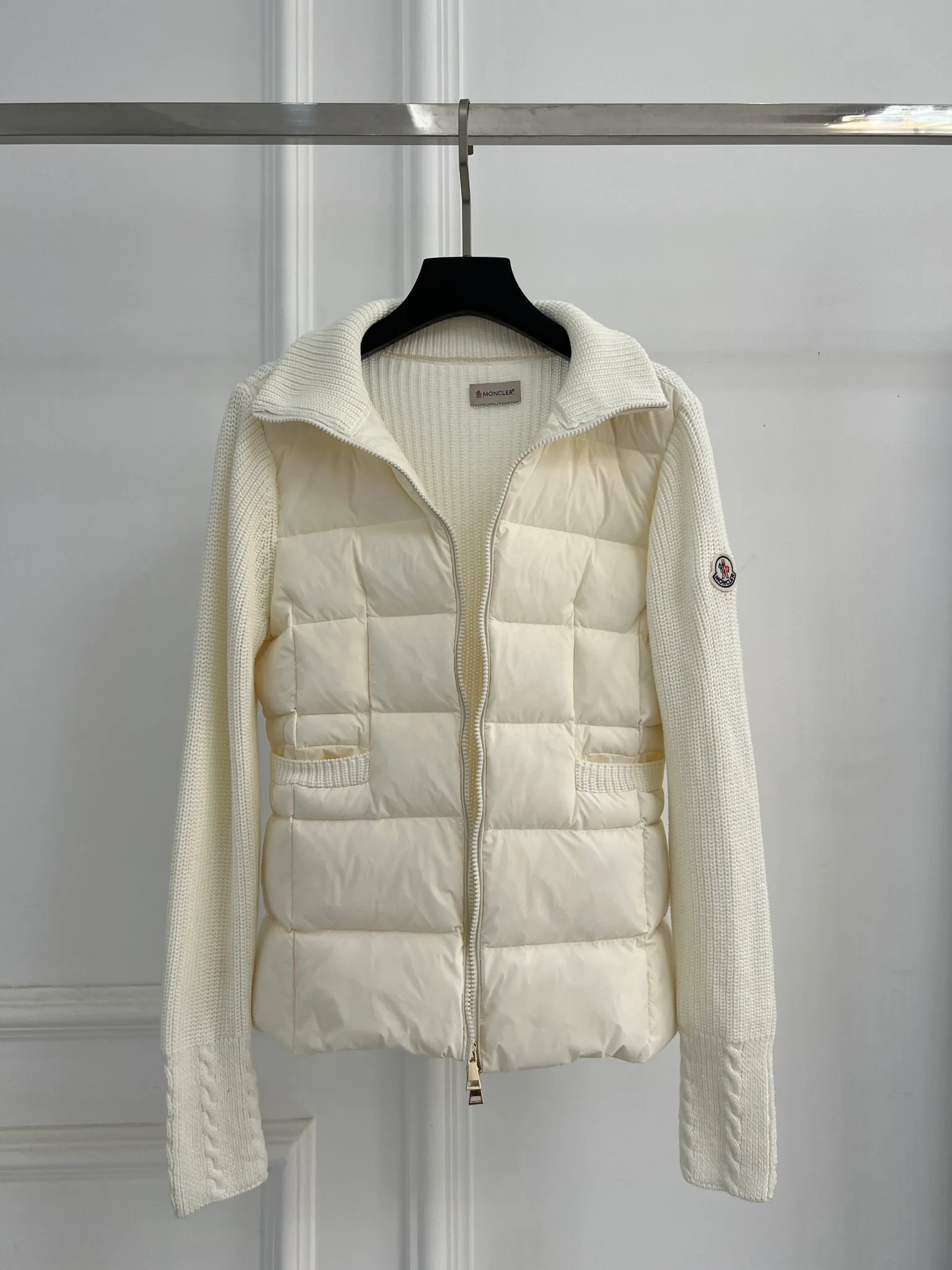 Куртки И Пуховики Женские Moncler 18416255