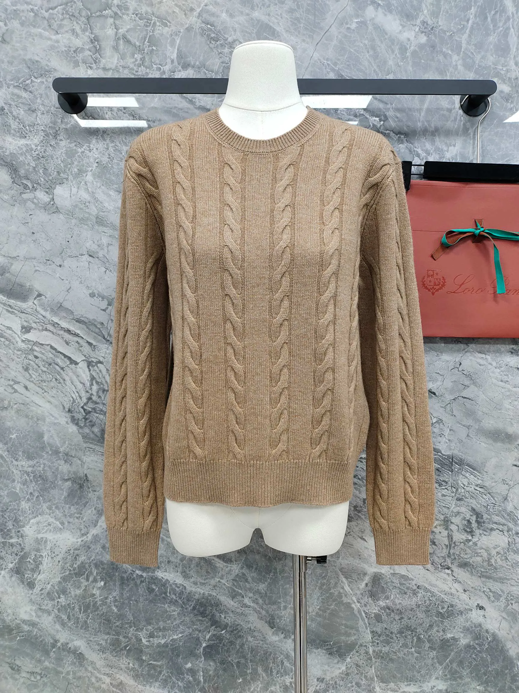 Джемперы И Свитеры Женские Loro Piana 18743663