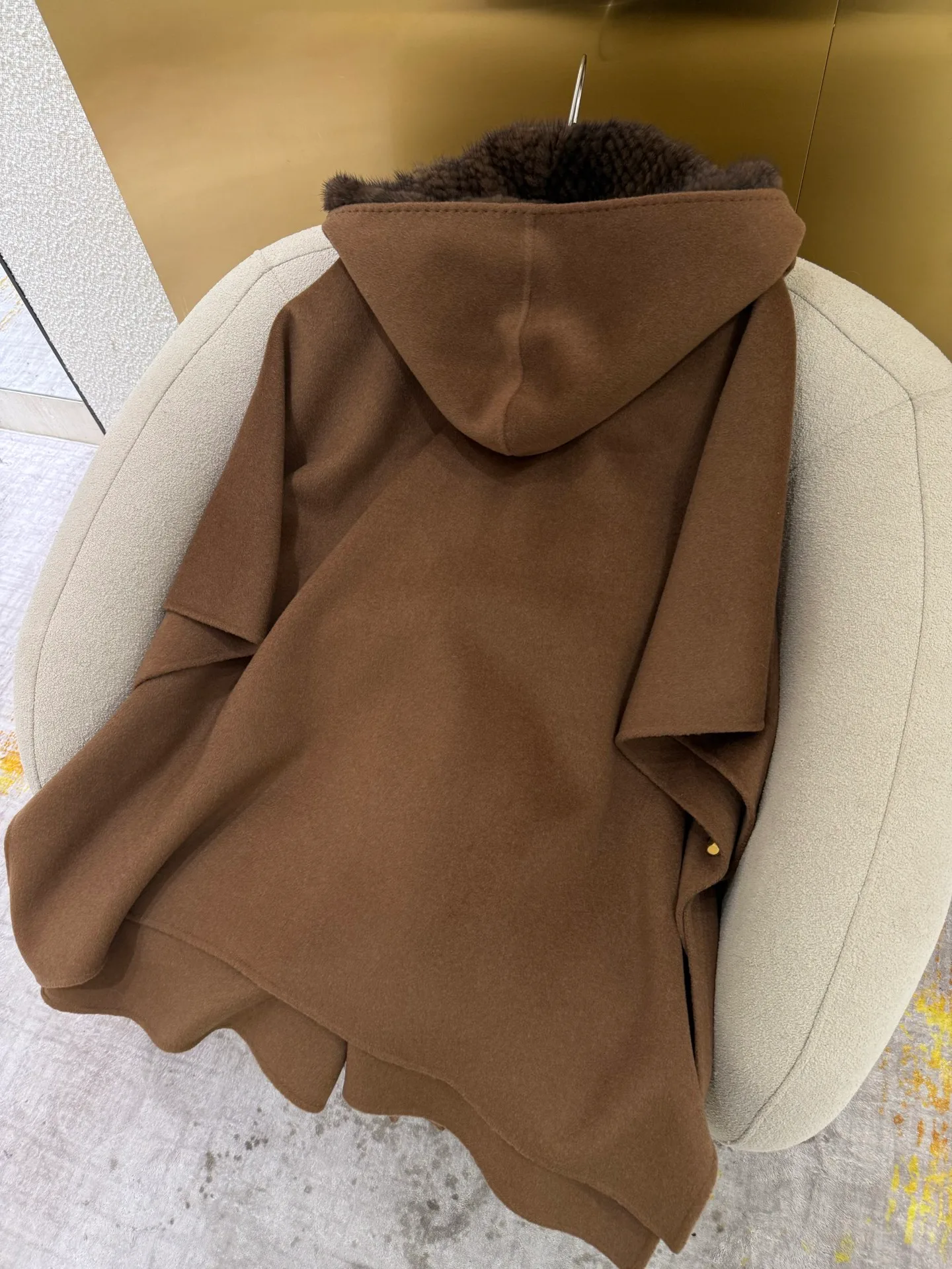 Пальто Женские Louis Vuitton 669884