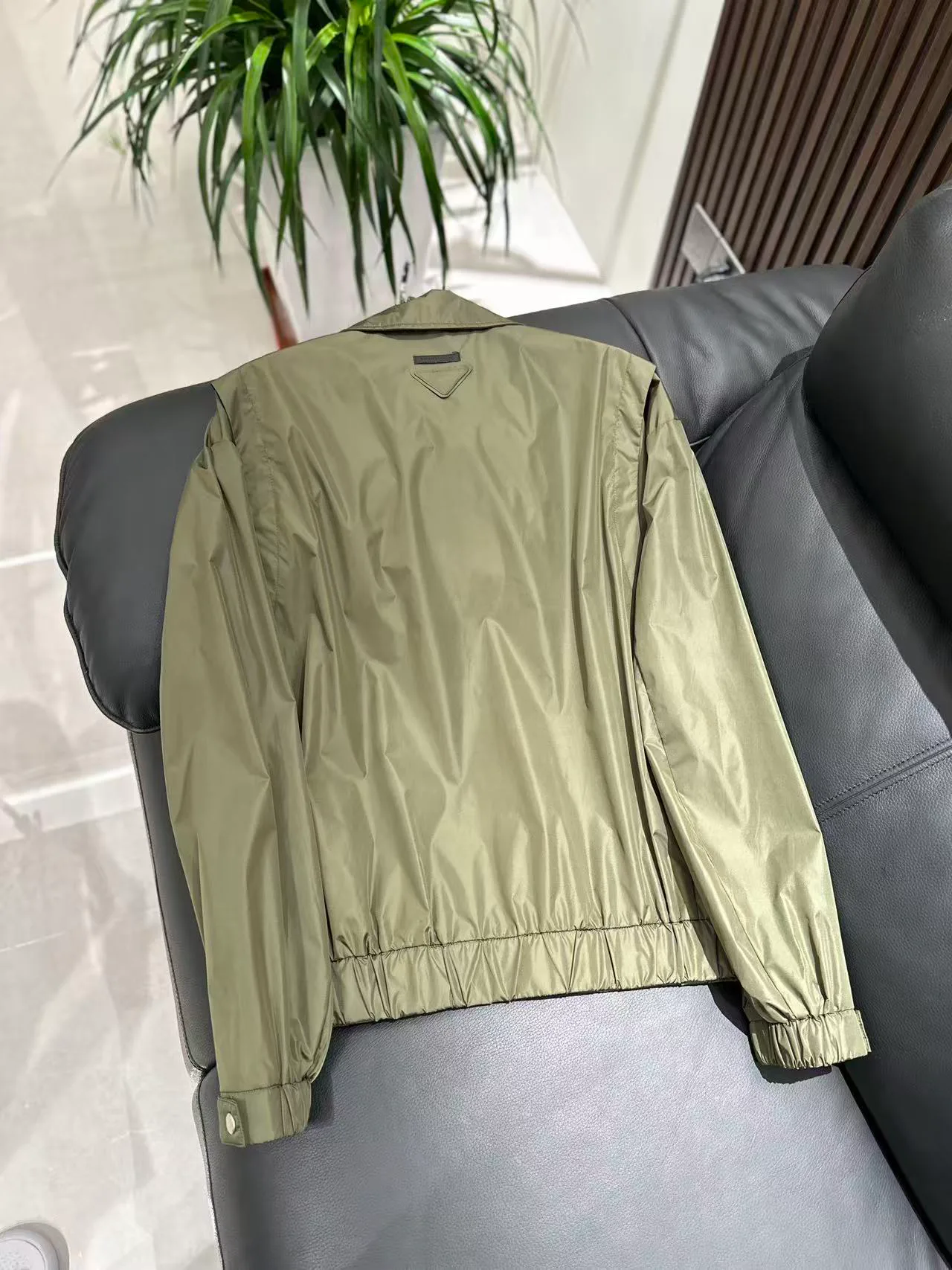 Куртки И Пуховики Мужские Prada 17944126