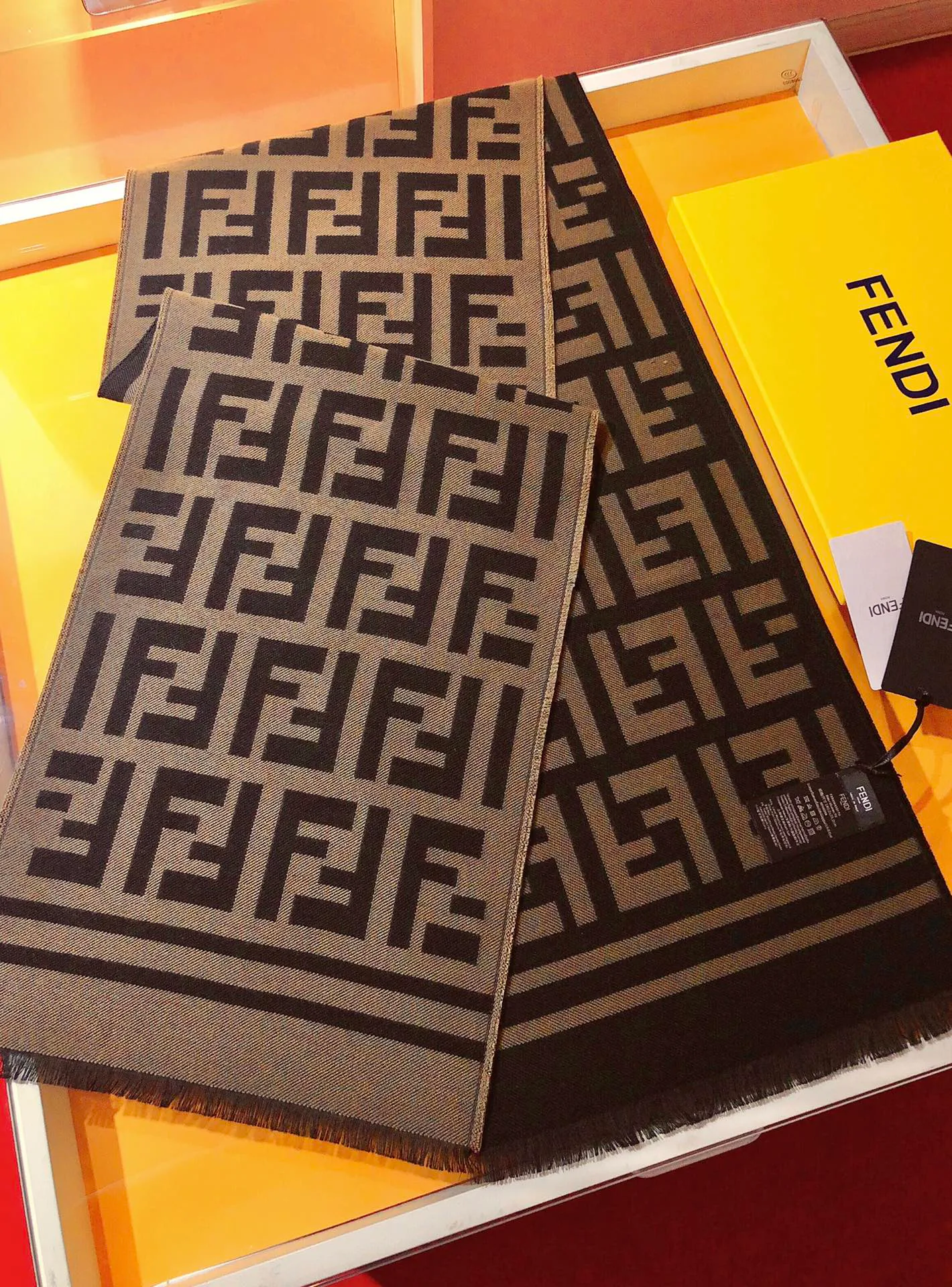 Шарфы Fendi 1780857