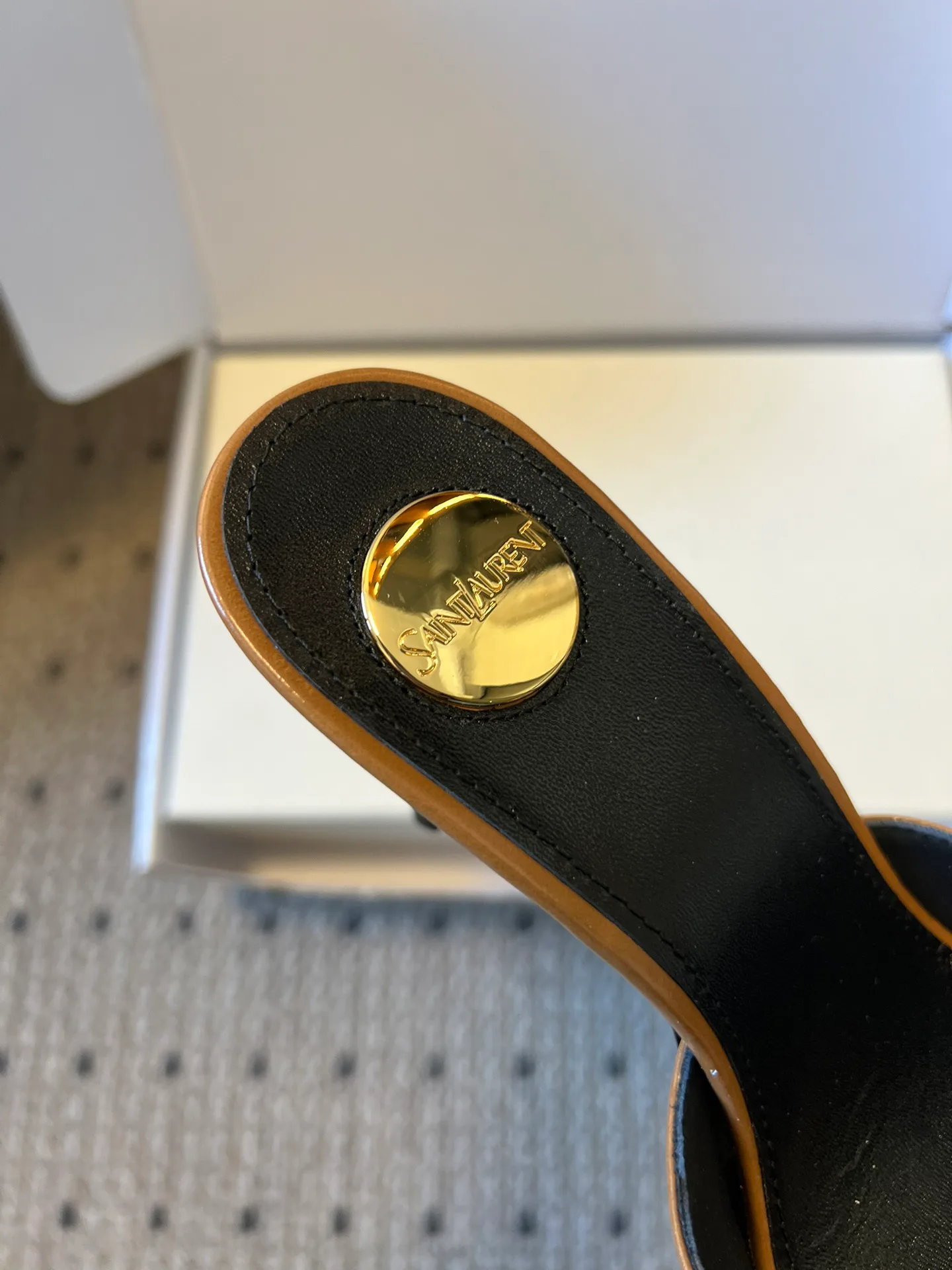 Босоножки Женские Saint Laurent 11129303