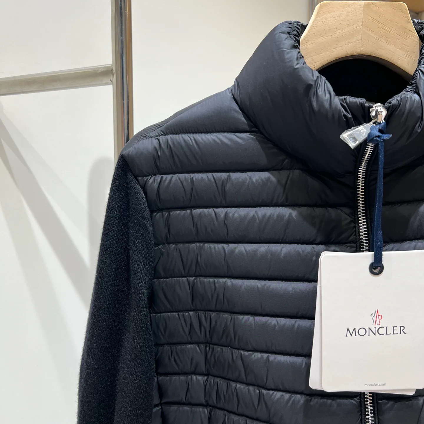 Куртки И Пуховики Женские Moncler 18043620