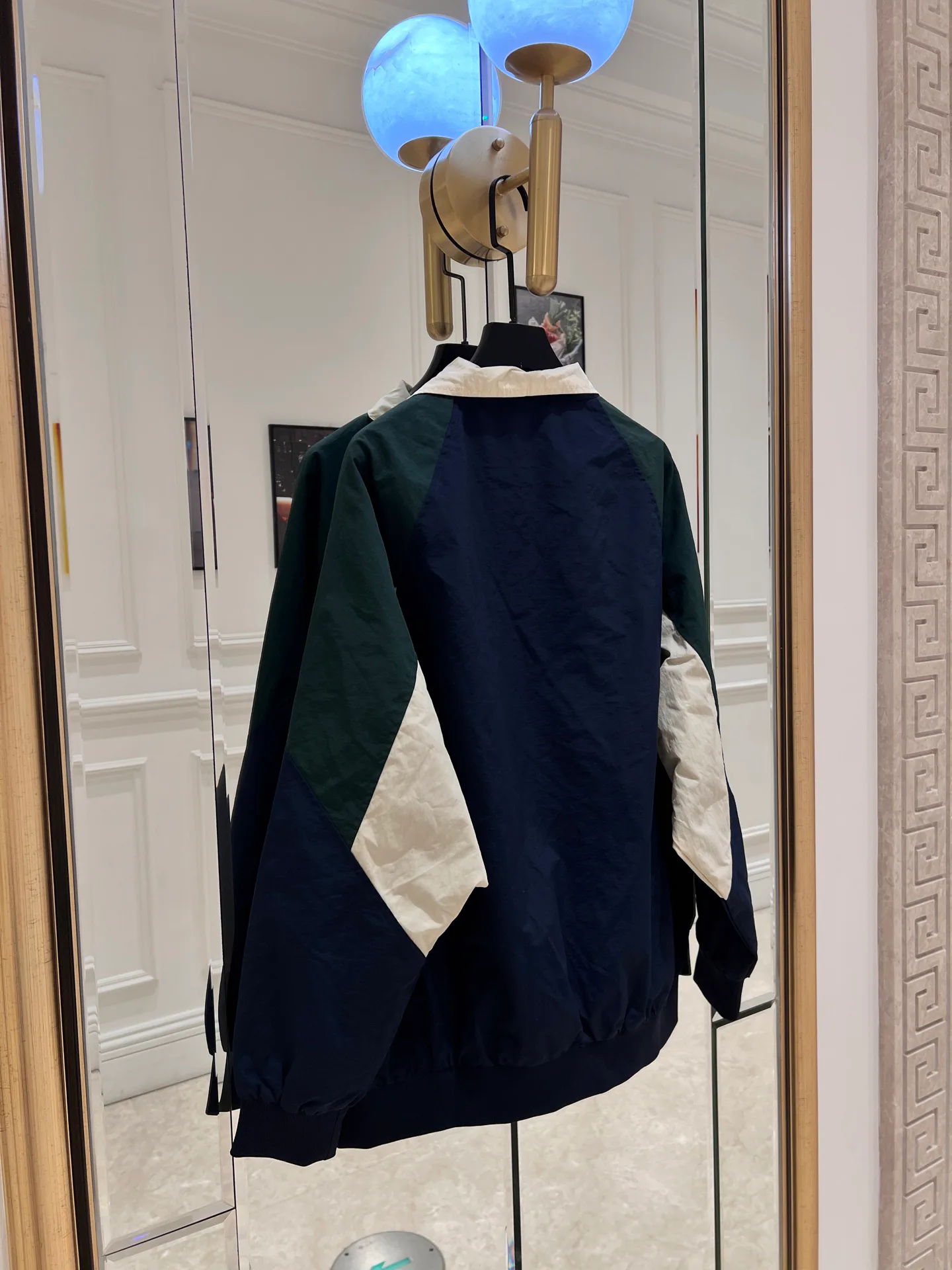 Куртки И Пуховики Женские Chanel 5050205