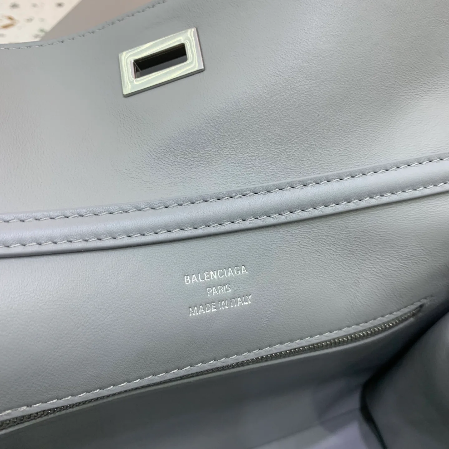 Классические Сумки Женские Balenciaga 11424240