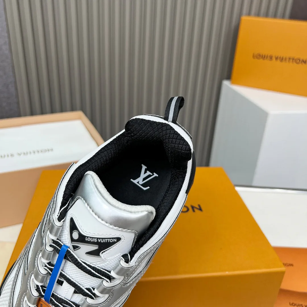 Кроссовки Мужские Louis Vuitton 2937782