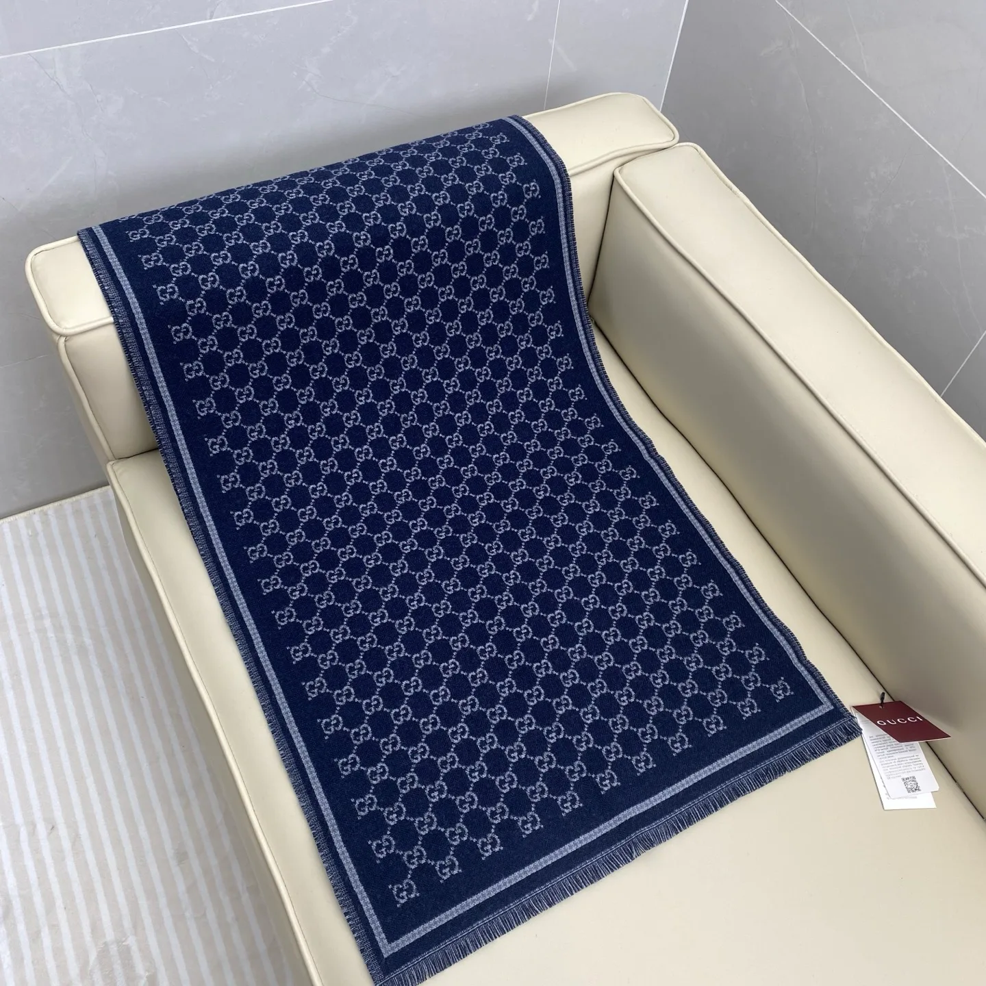 Шарфы Gucci 124014