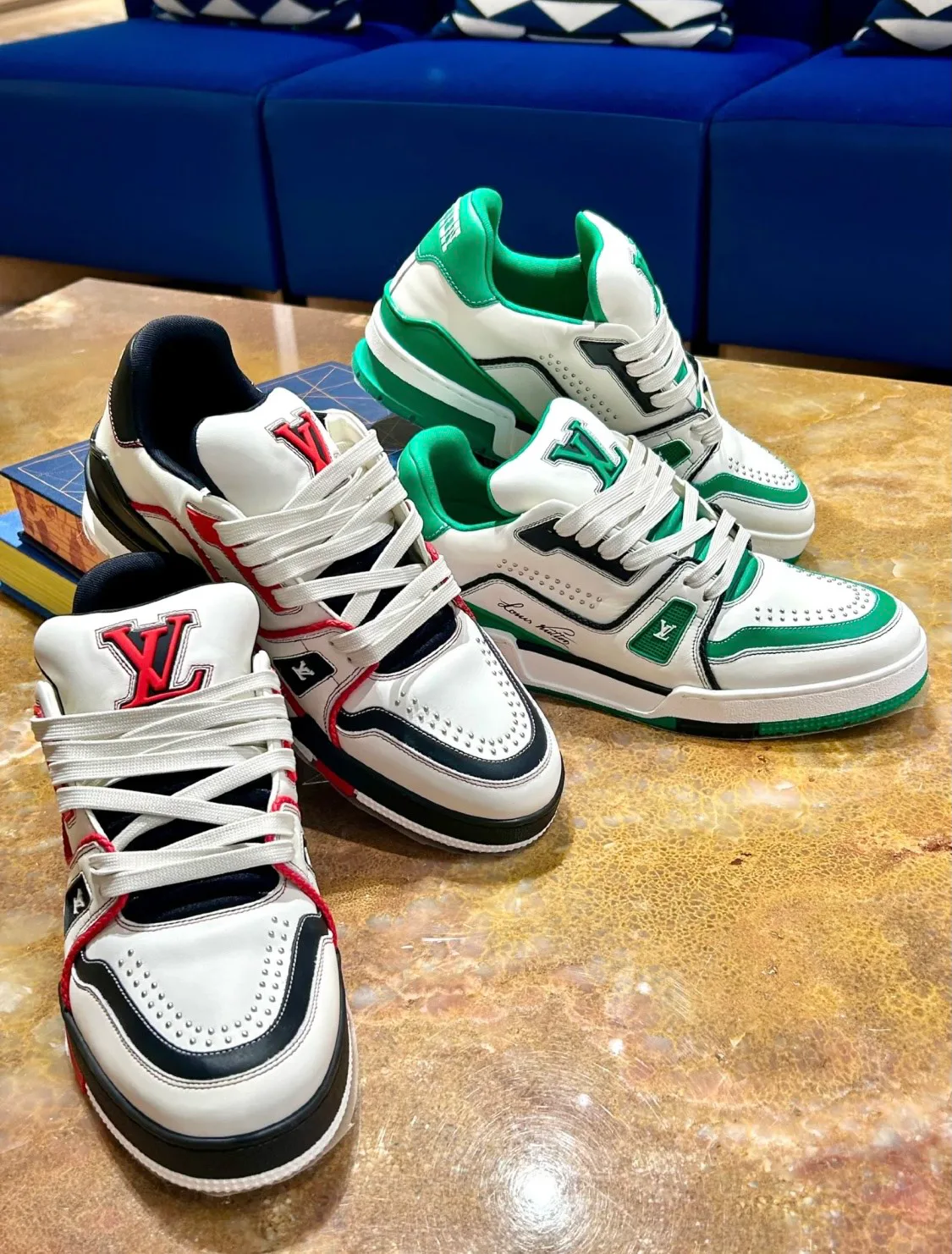 Кроссовки Женские Louis Vuitton 2456