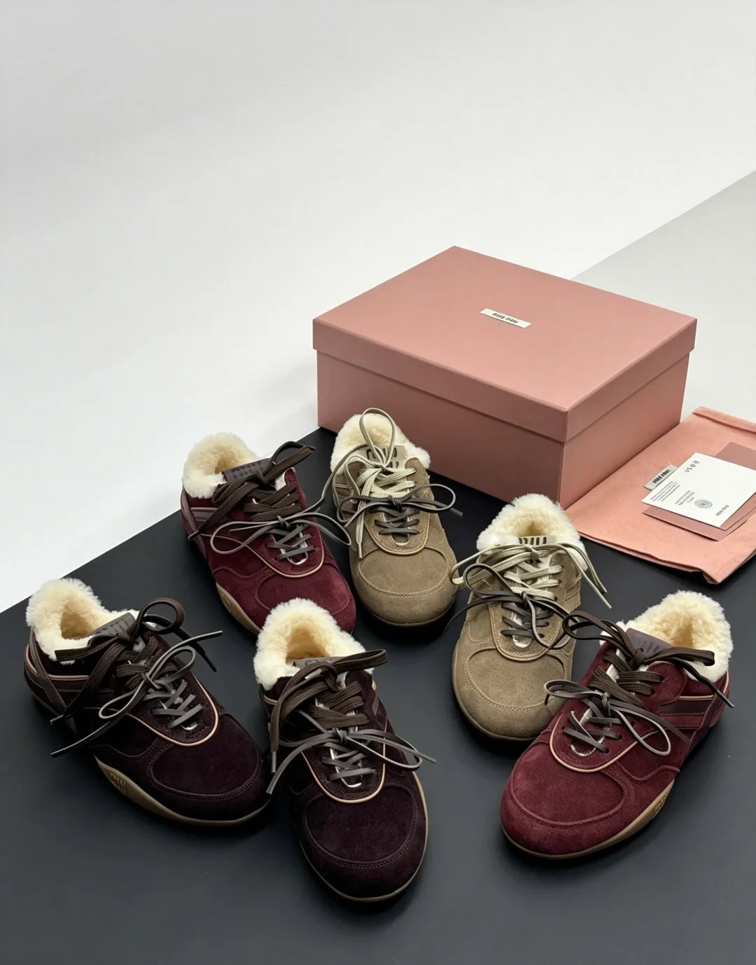 Кроссовки Женские Miu Miu 18223964