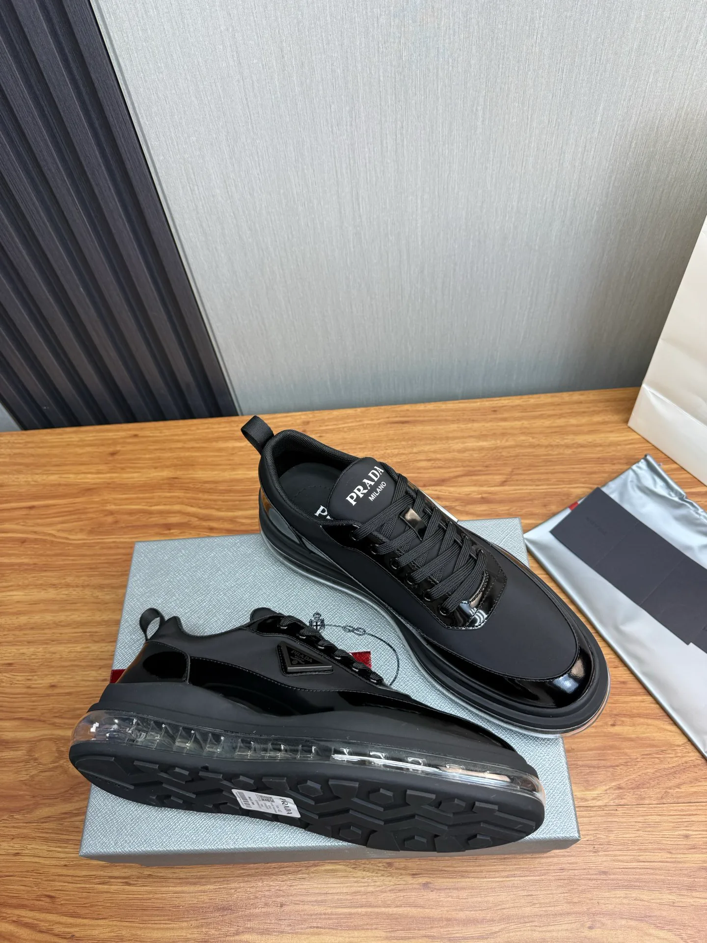 Кроссовки Мужские Prada 12725449