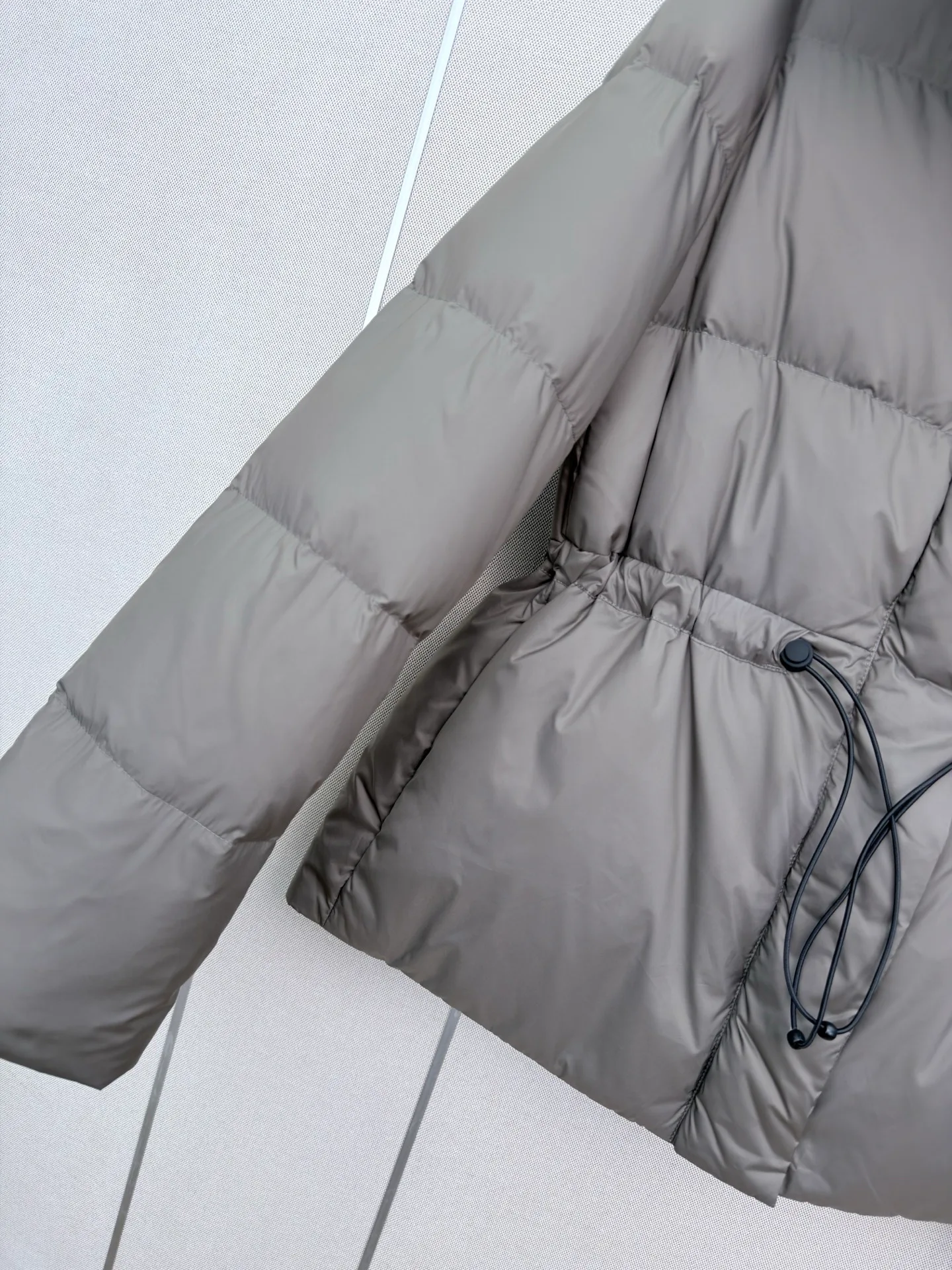 Куртки И Пуховики Женские Canada Goose 19145834