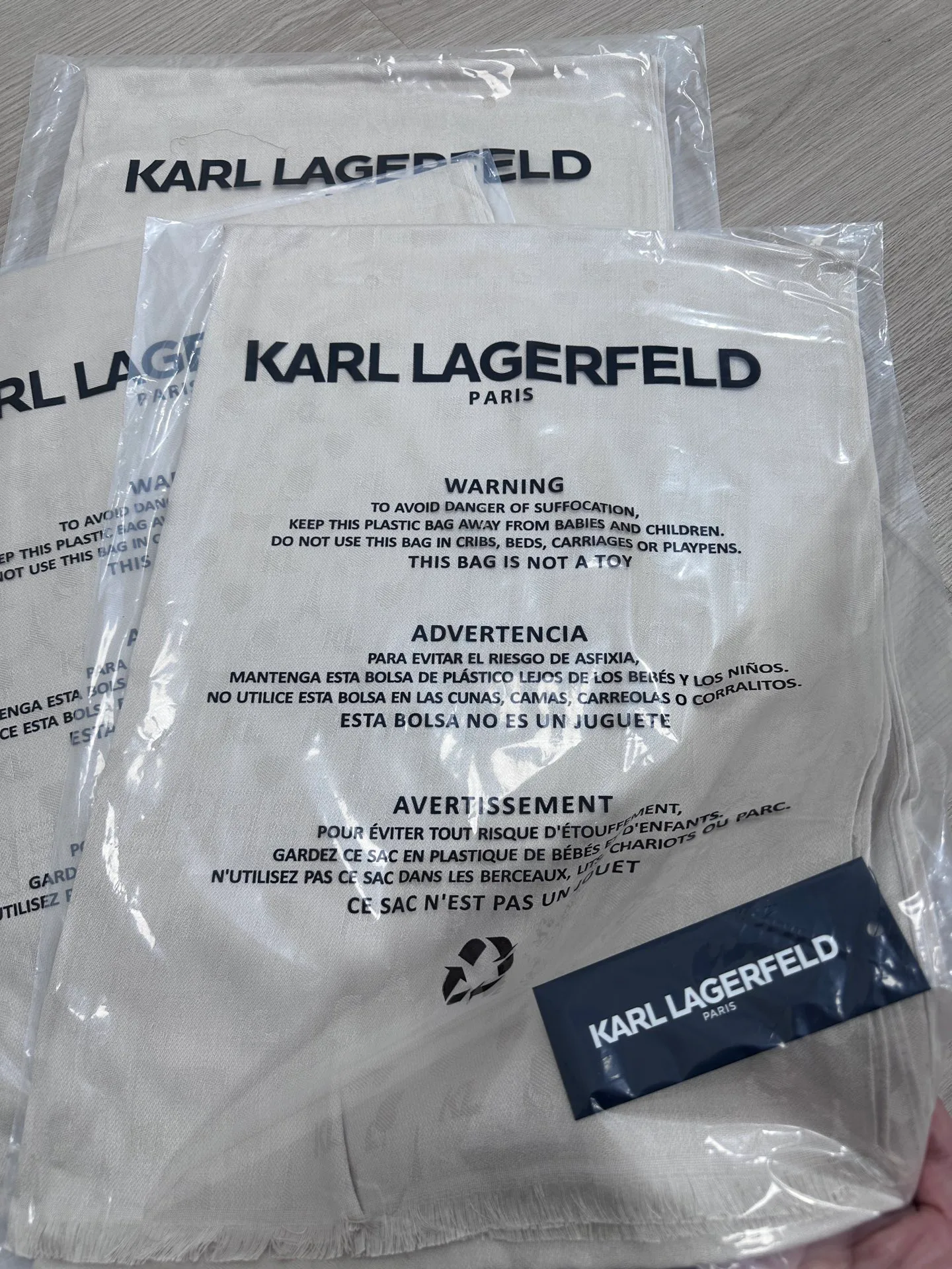 Шарфы Karl Lagerfeld 519547