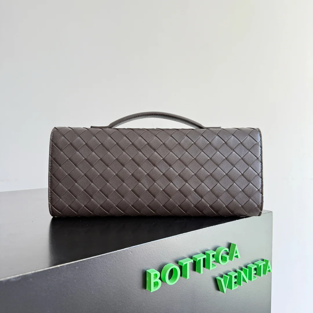 Клатчи Женские Bottega Veneta 11191845