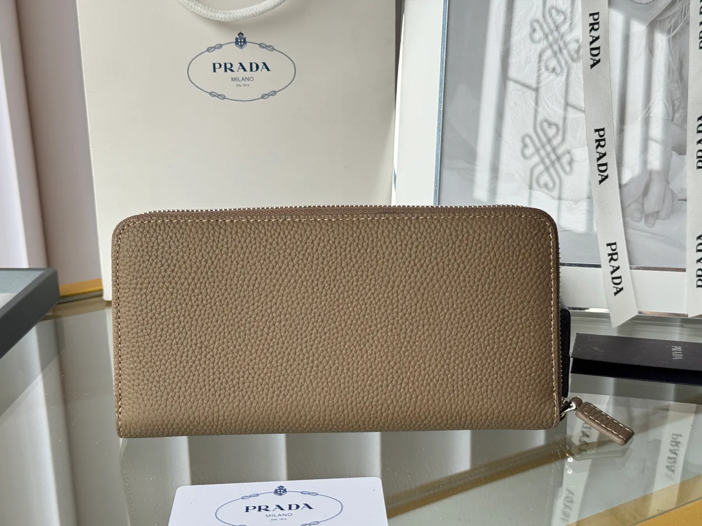 Клатчи Женские Prada 18000253