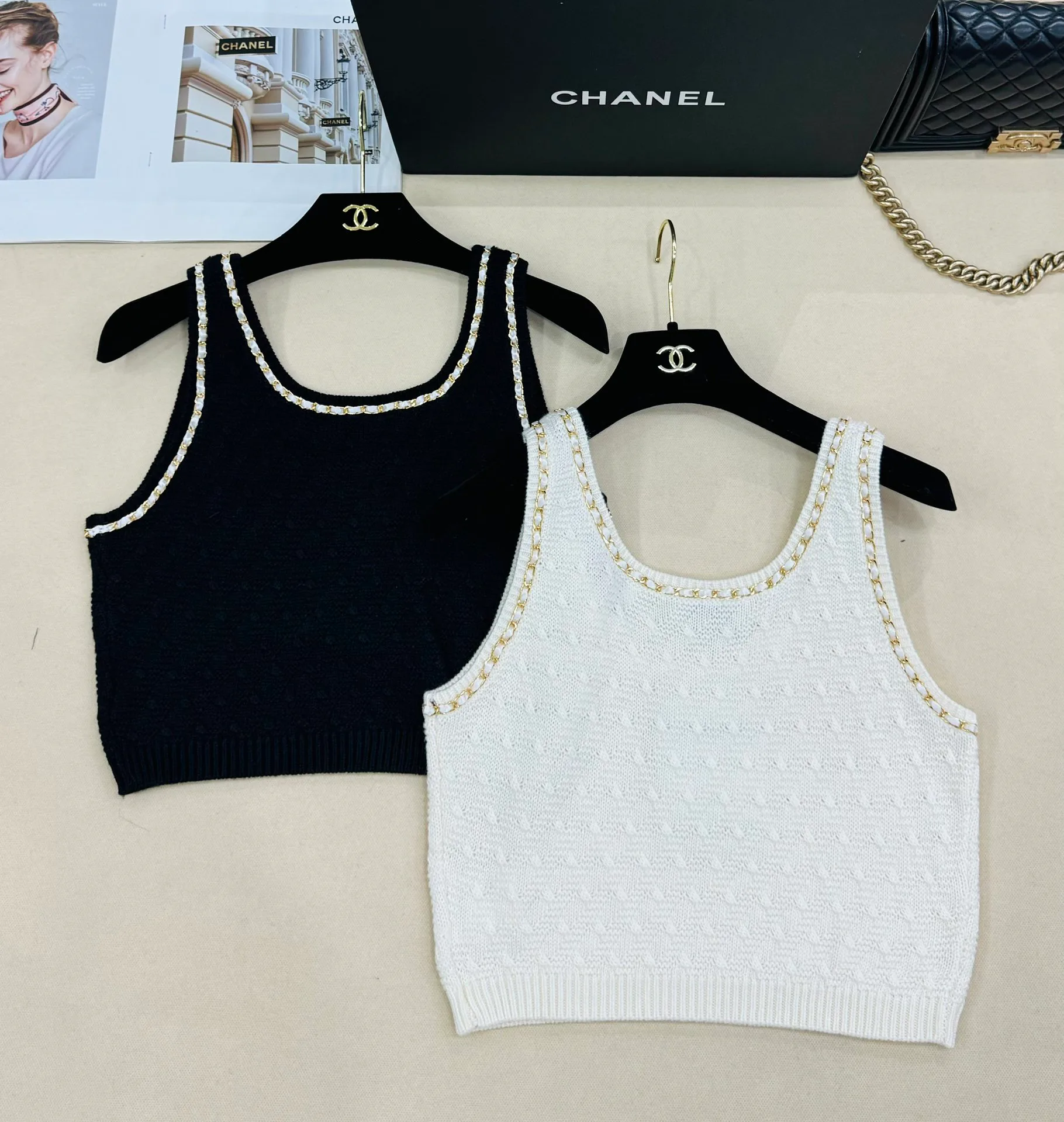 Жилеты Женские Chanel 11278064