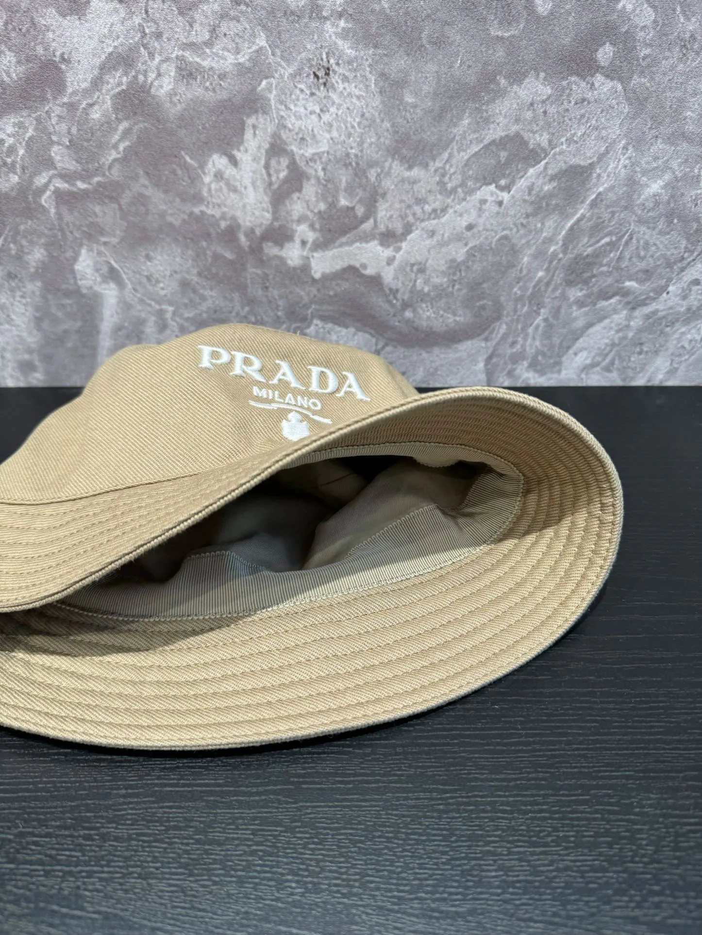 Головные Уборы Prada 34378