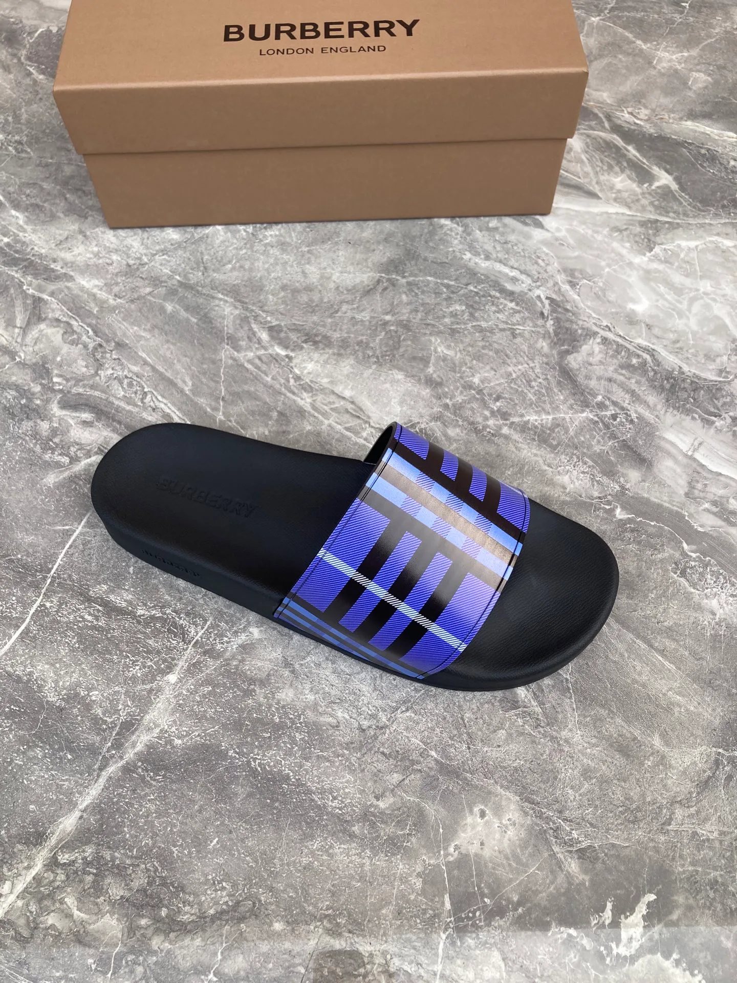 Шлепанцы Женские Burberry 5879839