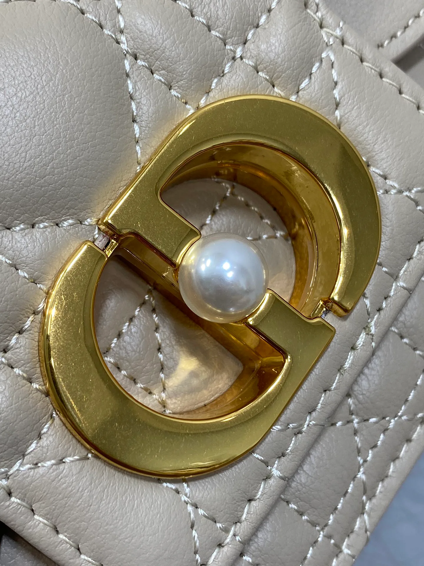 Сумки На Ремне Женские Christian Dior 274259