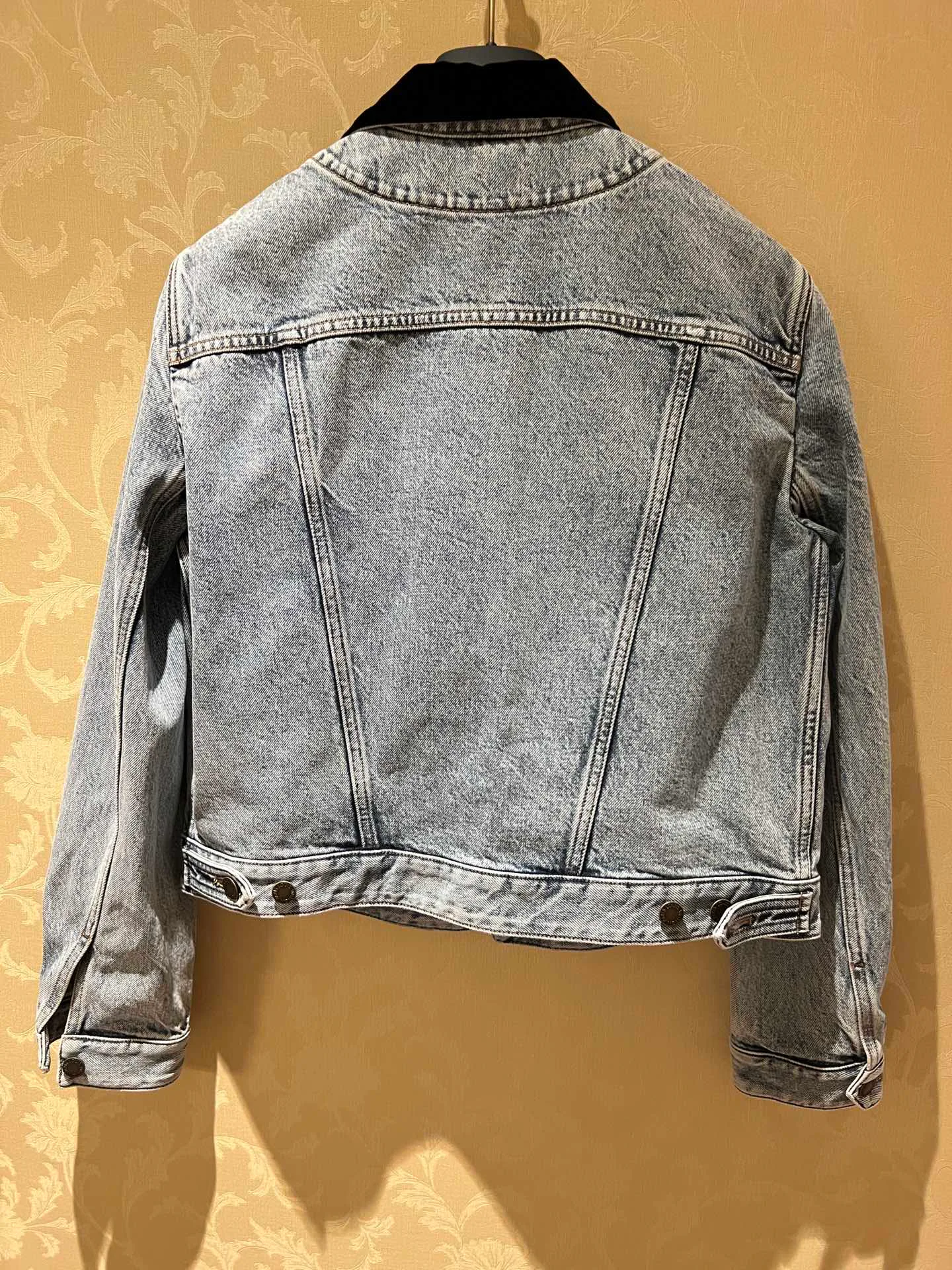 Куртки Женские Louis Vuitton 26705