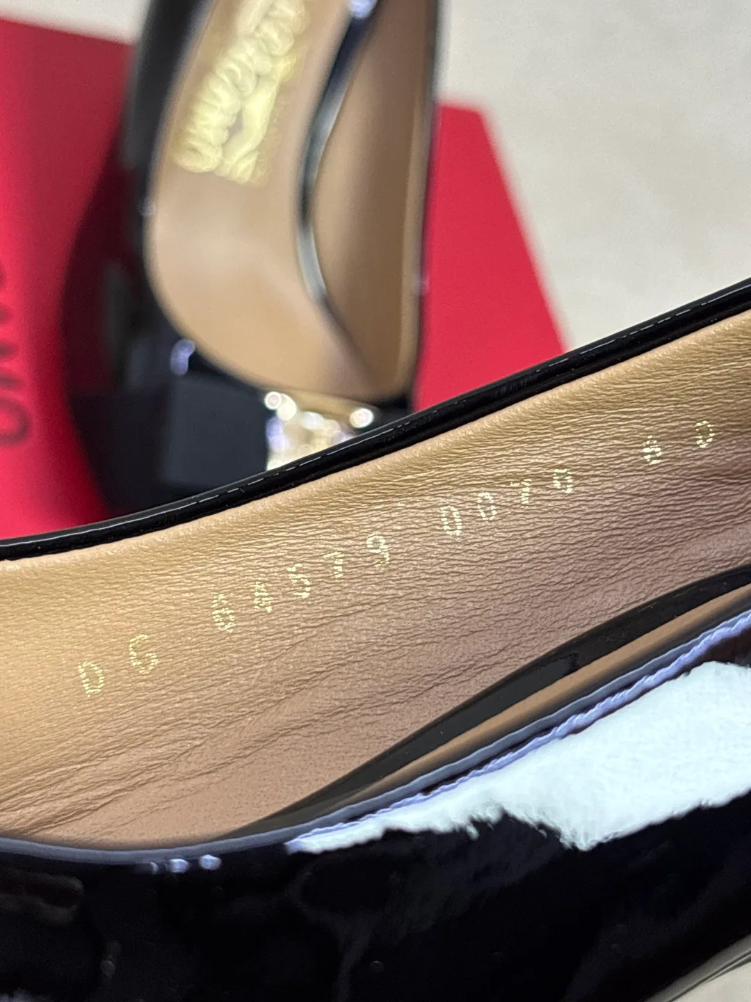 Туфли Женские Salvatore Ferragamo 18720759