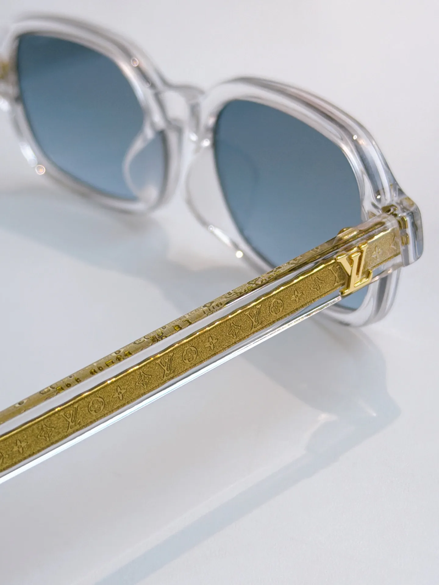 Очки Louis Vuitton 11055500