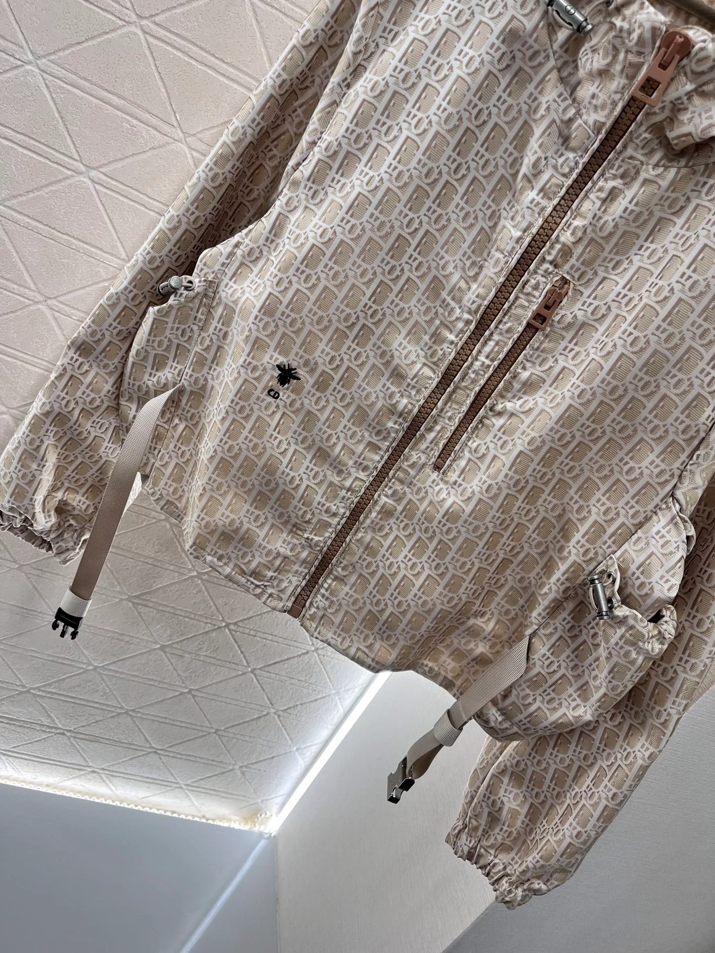 Куртки И Пуховики Женские Christian Dior 24292