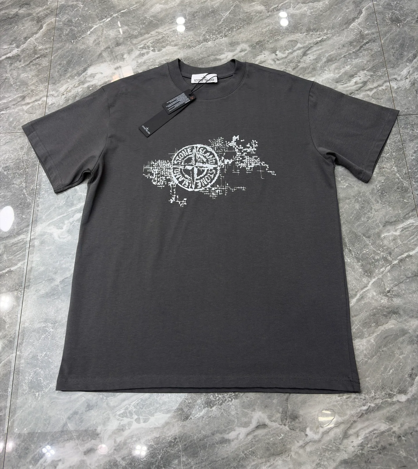 Футболки Женские Stone Island 11424385