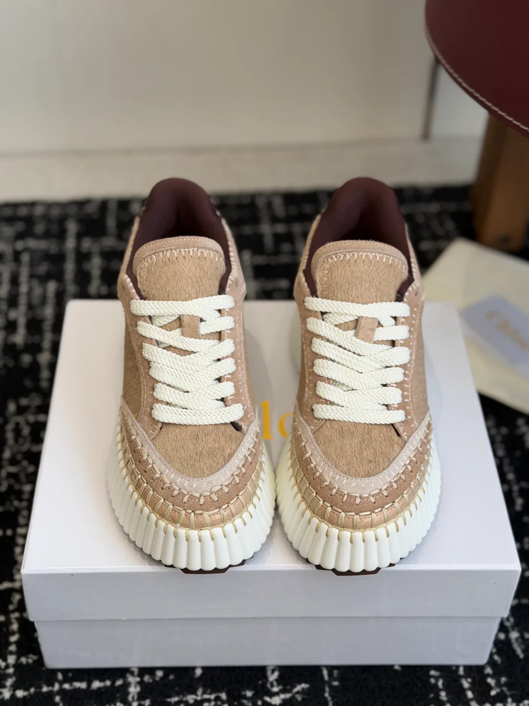 Кроссовки Женские Chloe 19522358