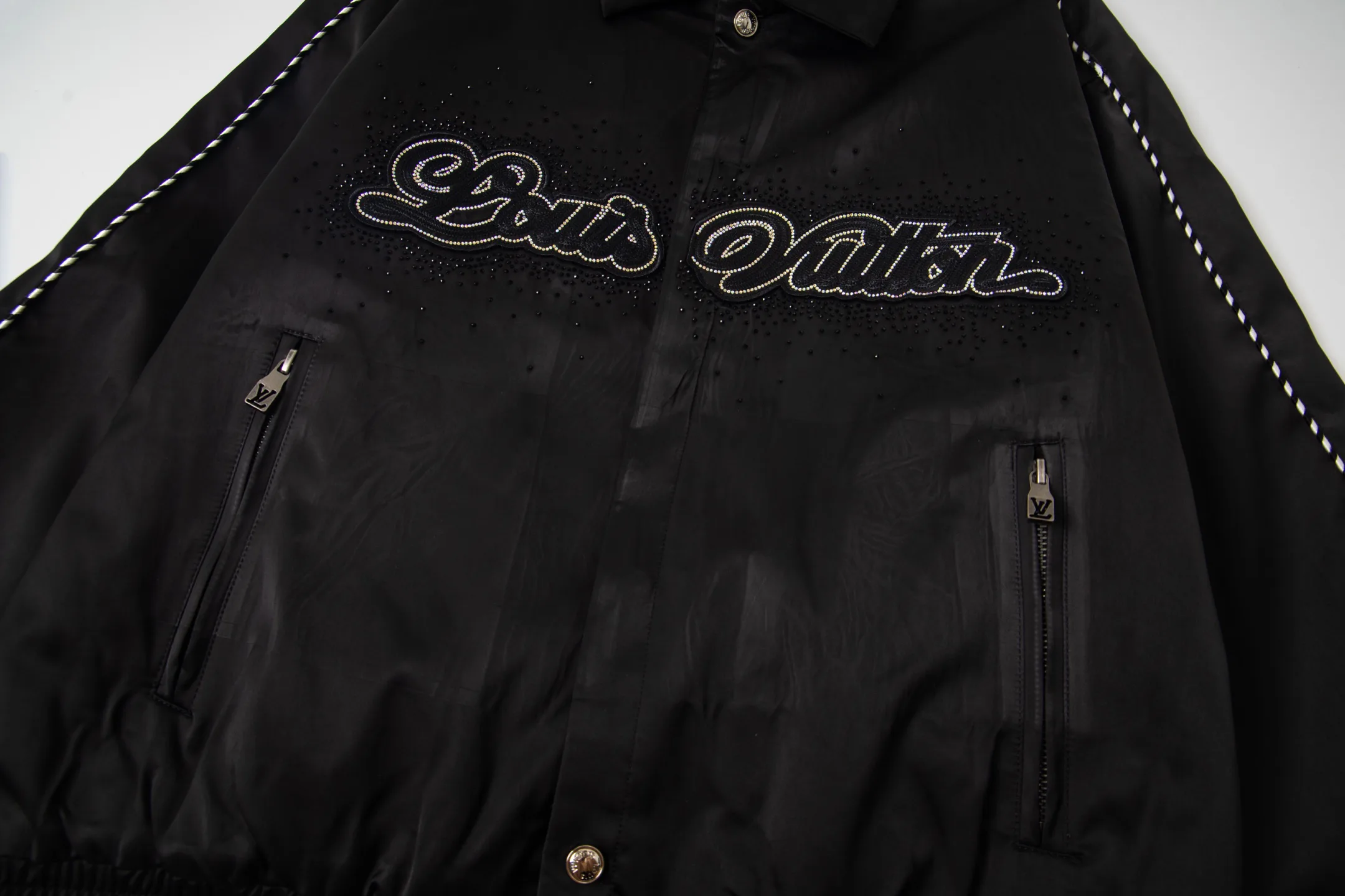 Куртки И Пуховики Женские Louis Vuitton 790035