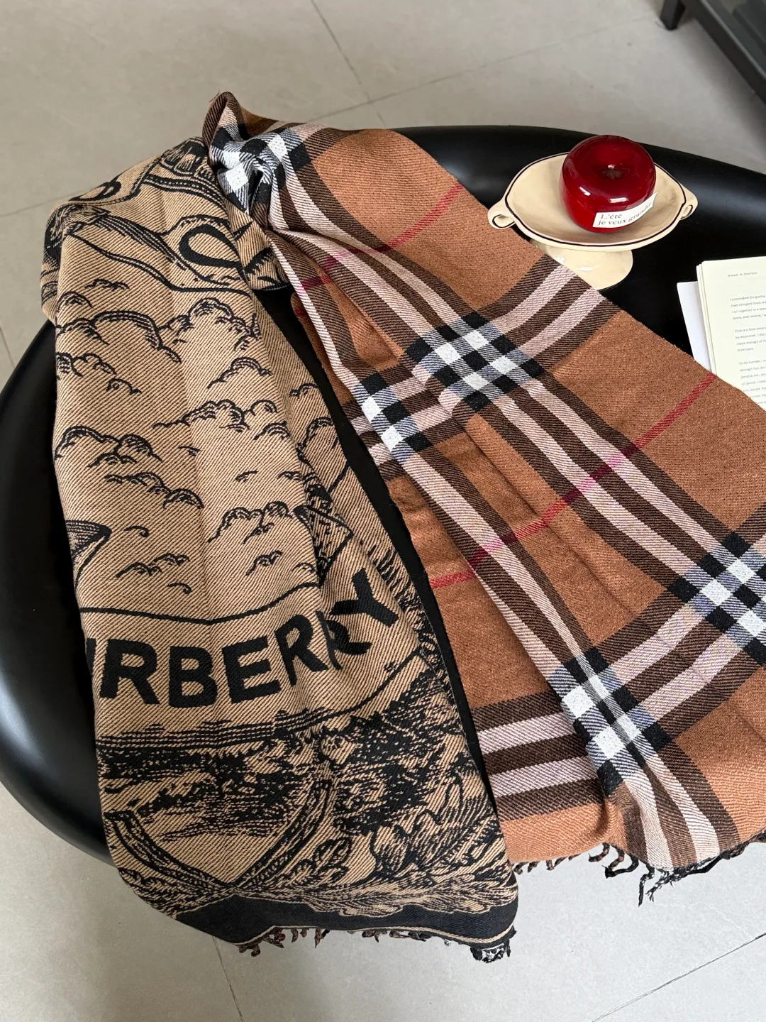 Шарфы Burberry 989601