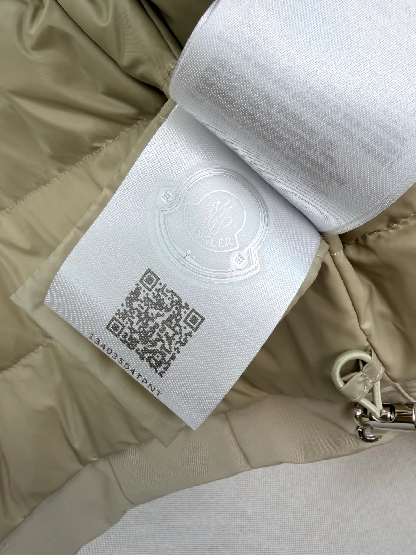 Куртки И Пуховики Женские Moncler 18402396