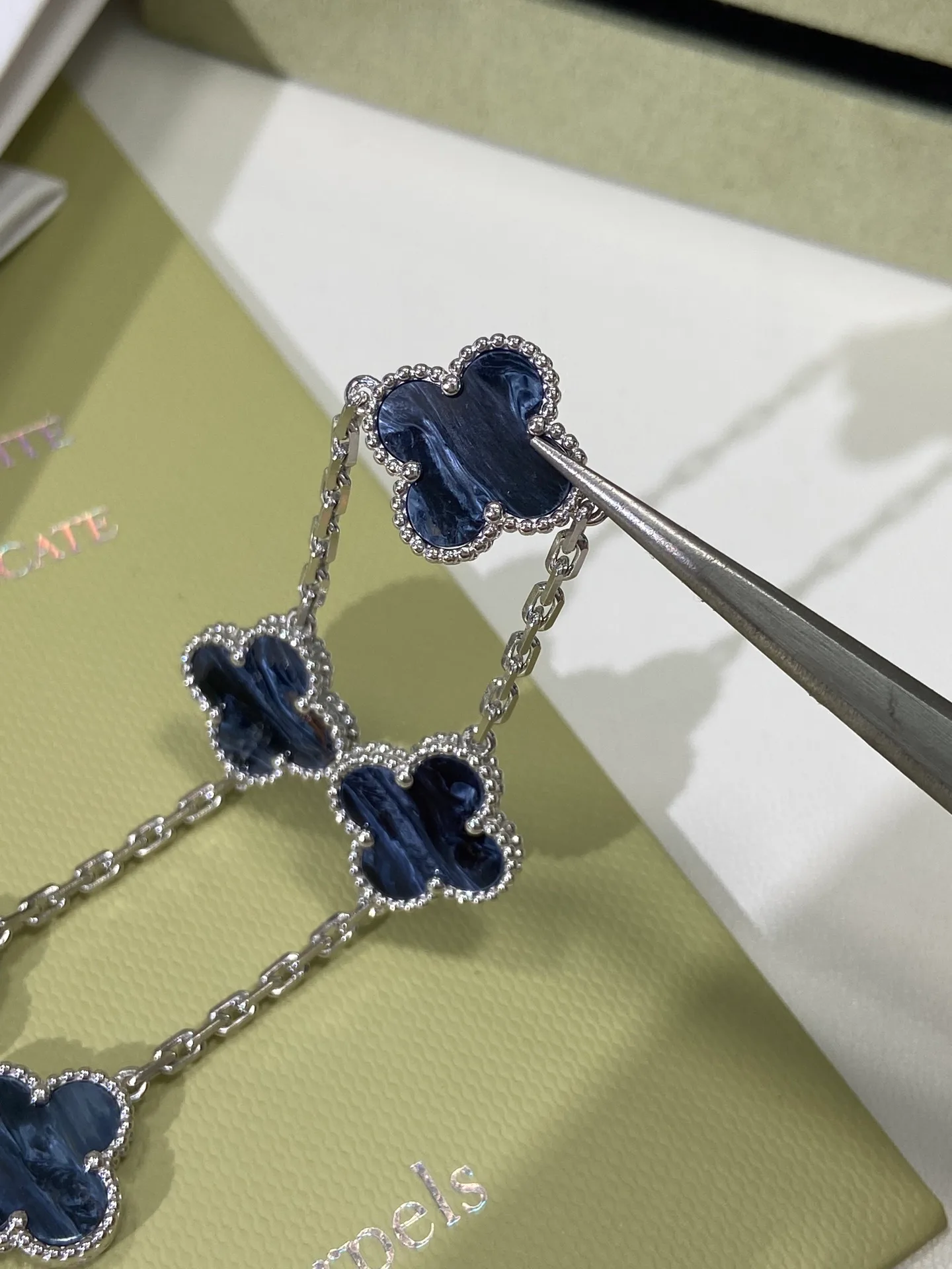 Бижутерия Van Cleef & Arpels 86045