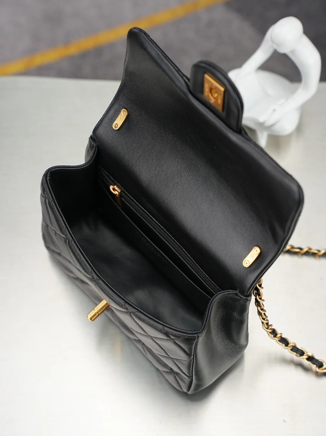 Классические Сумки Женские Chanel 17498582