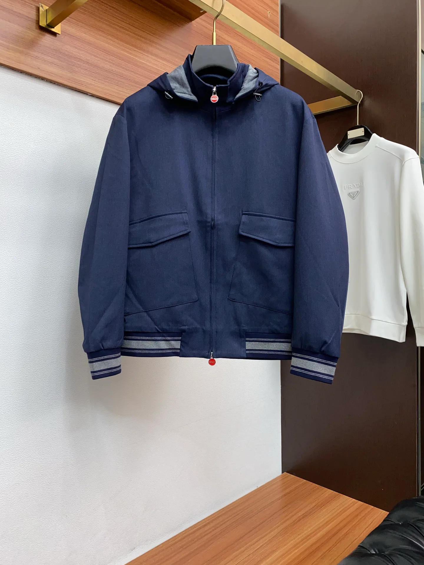 Куртки И Пуховики Мужские Kiton 5653361