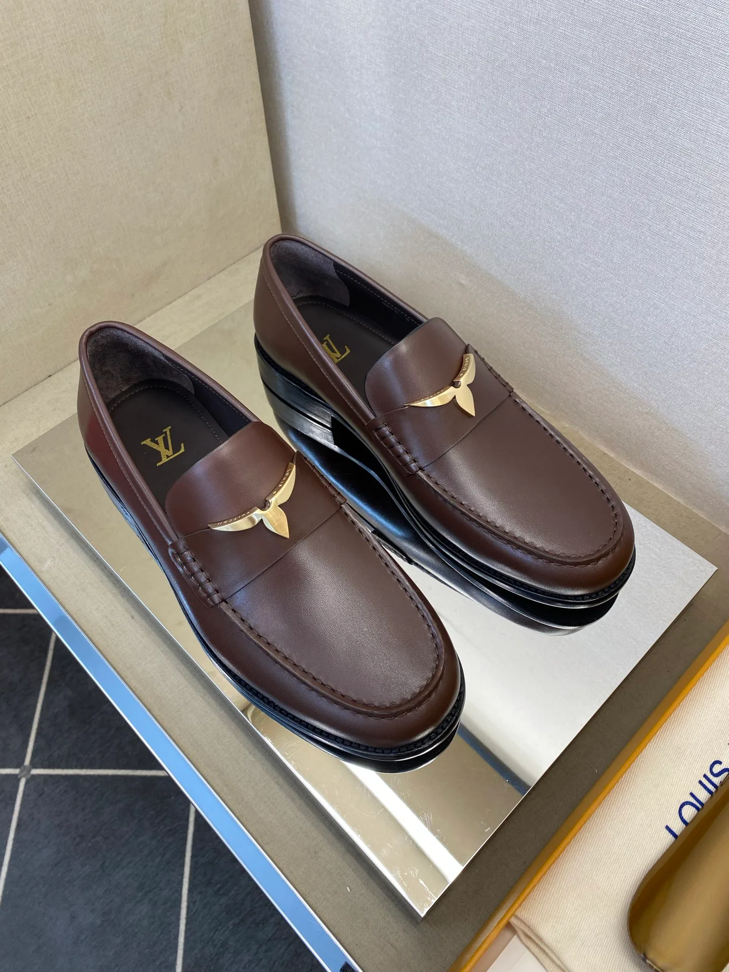 Лоферы И Туфли Мужские Louis Vuitton 18079148