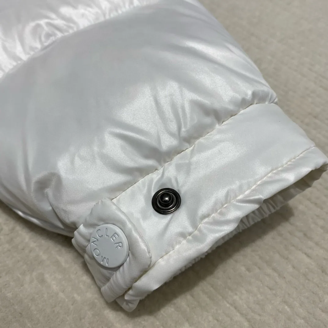 Куртки И Пуховики Женские Moncler 134192