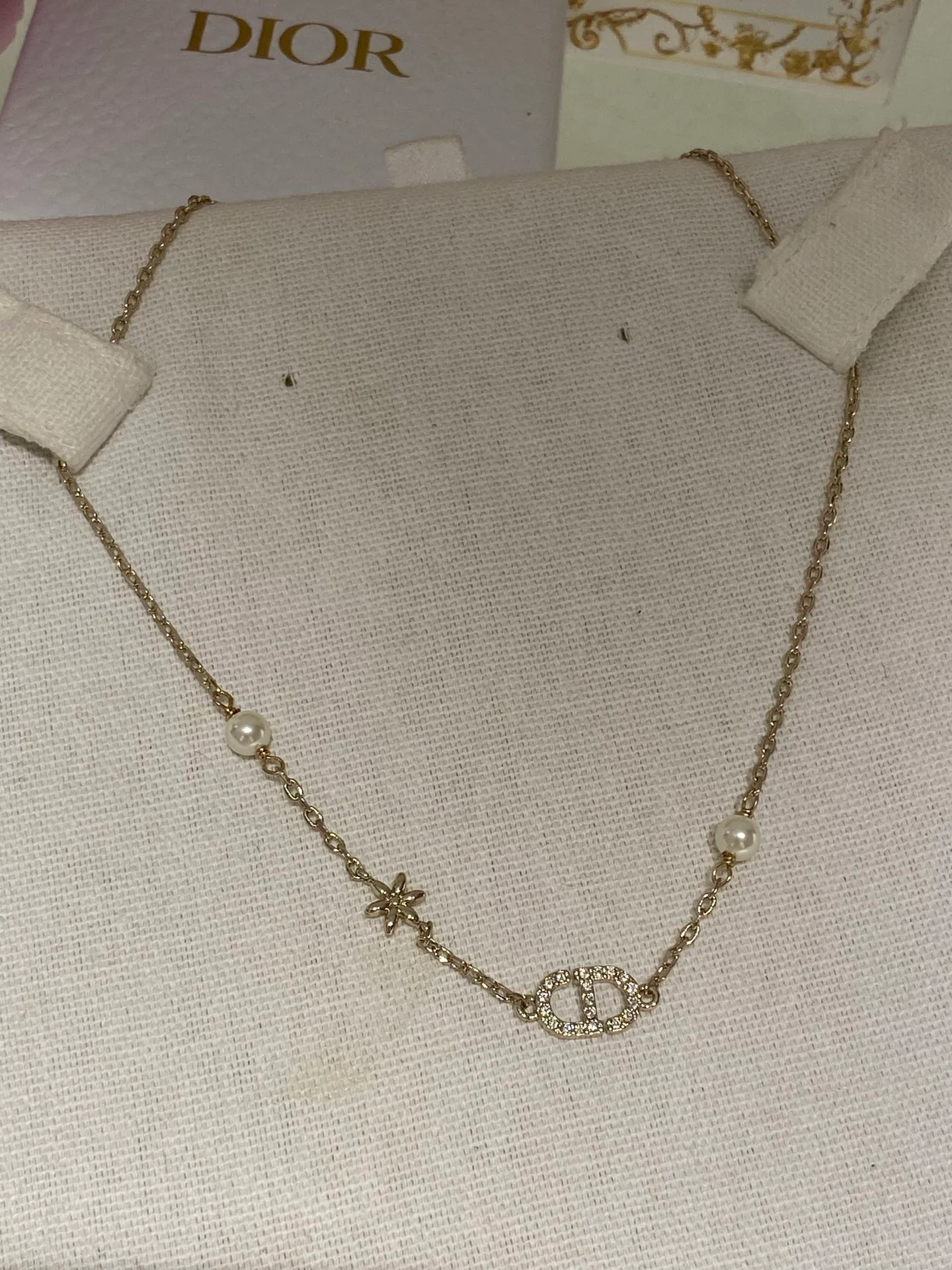 Бижутерия Christian Dior 18070300