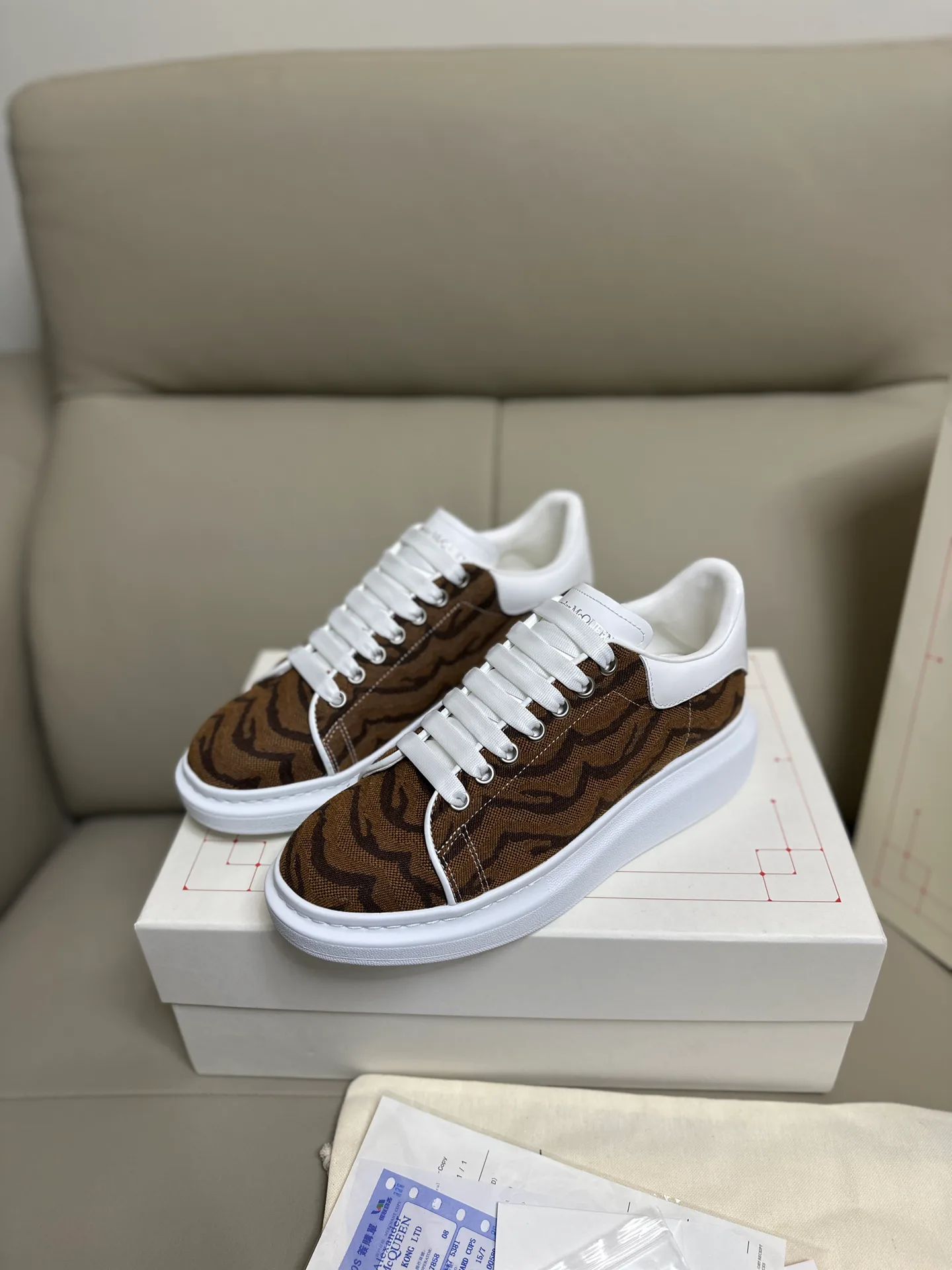 Кроссовки Женские Alexander Mcqueen 18616763