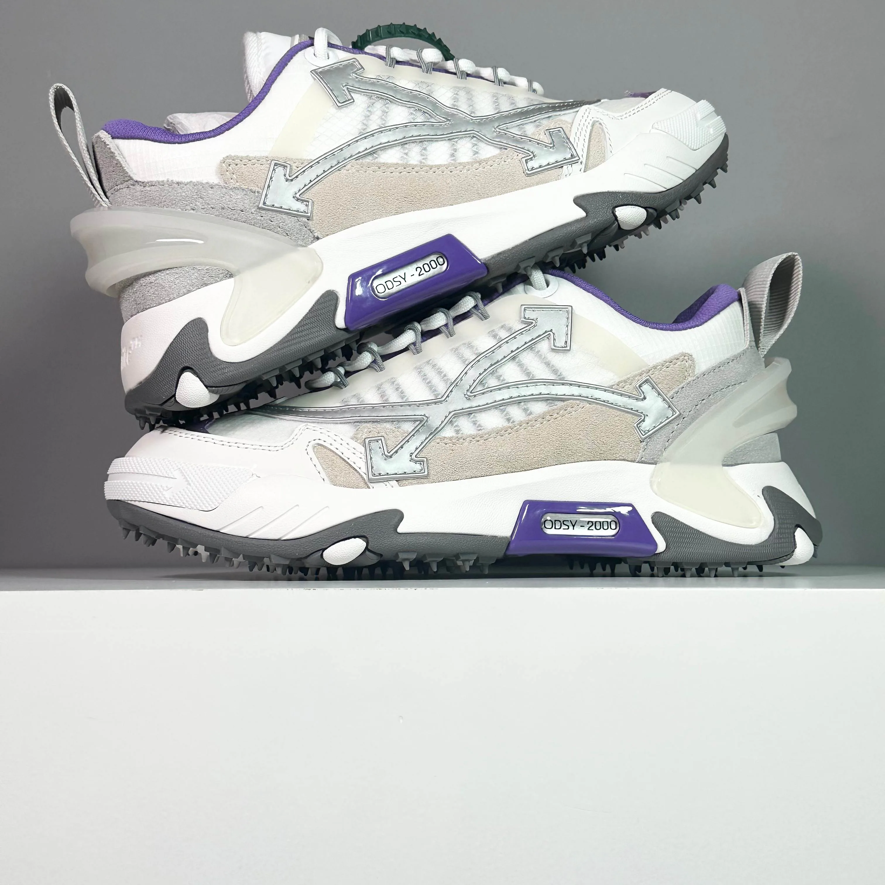 Кроссовки Женские Off-White 11576018
