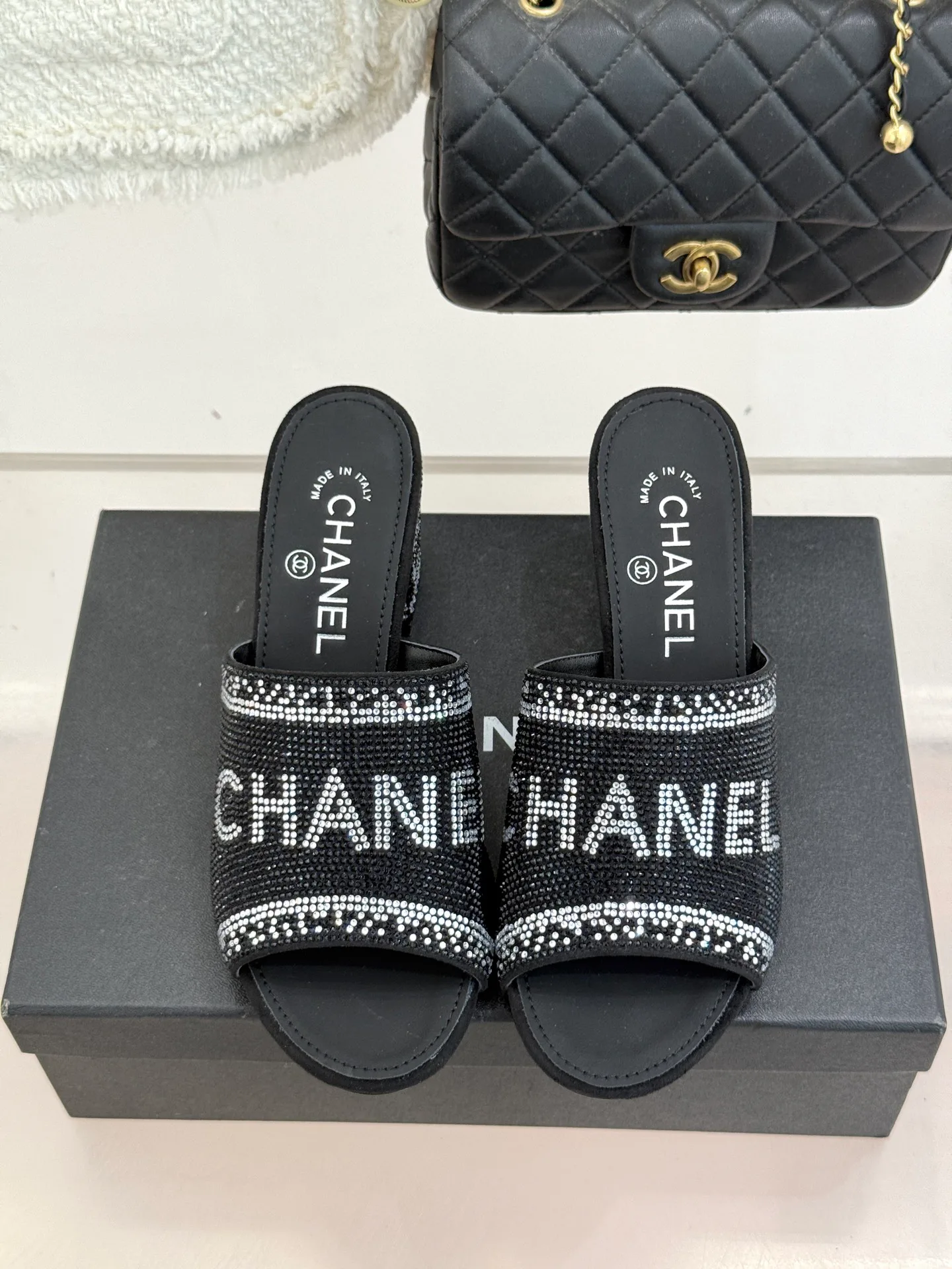 Шлепанцы Женские Chanel 9499385