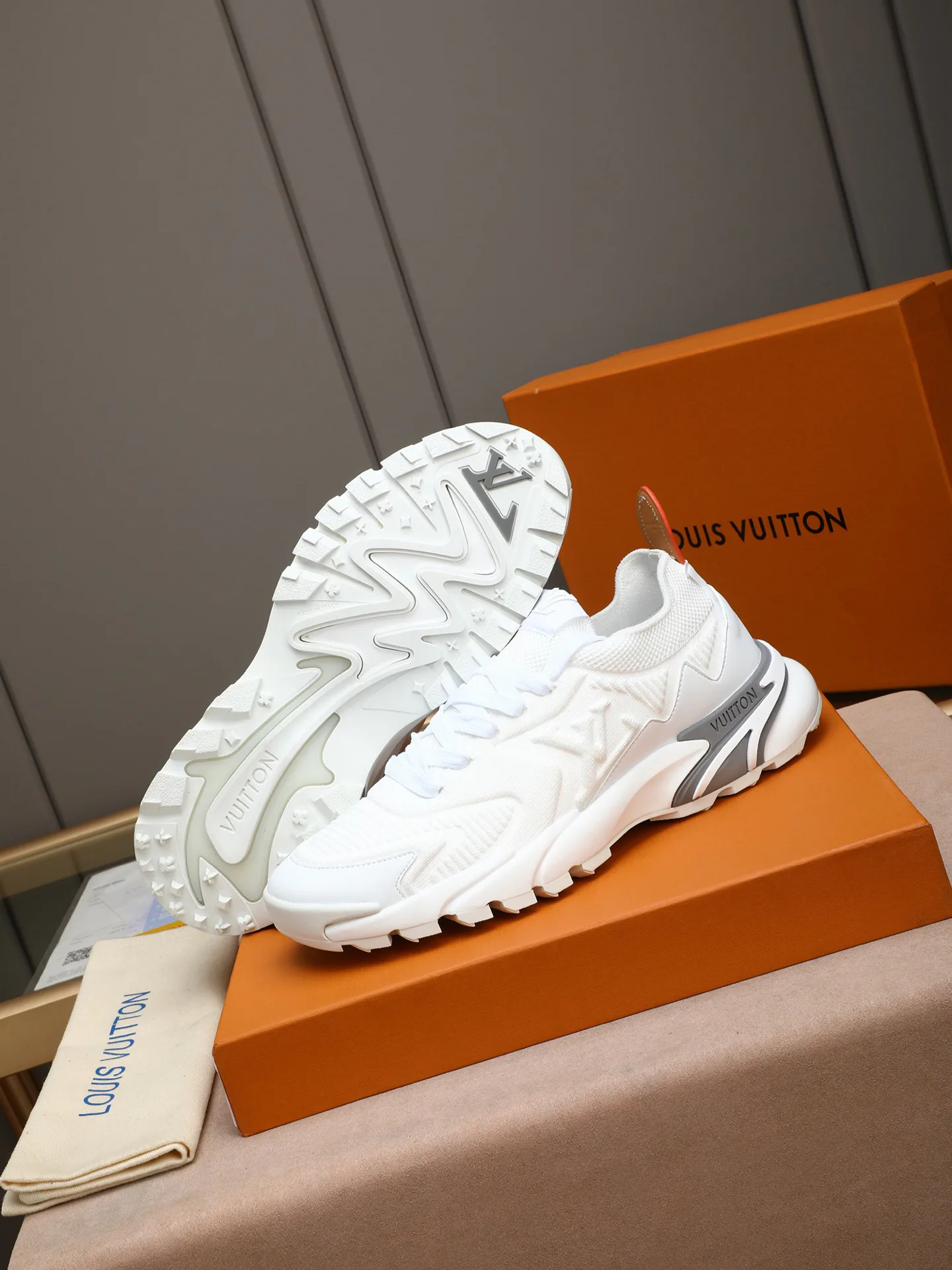 Кроссовки Мужские Louis Vuitton 1277007