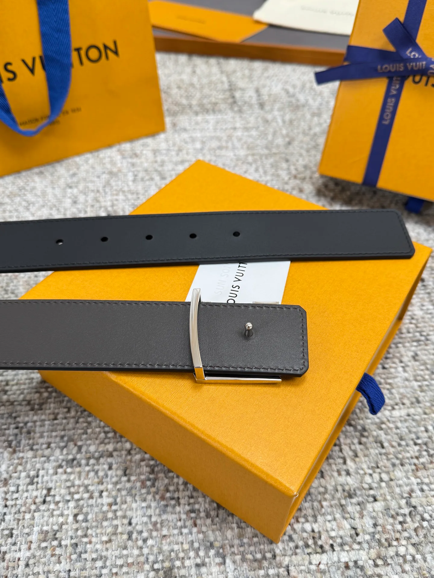 Ремни Louis Vuitton 11248581