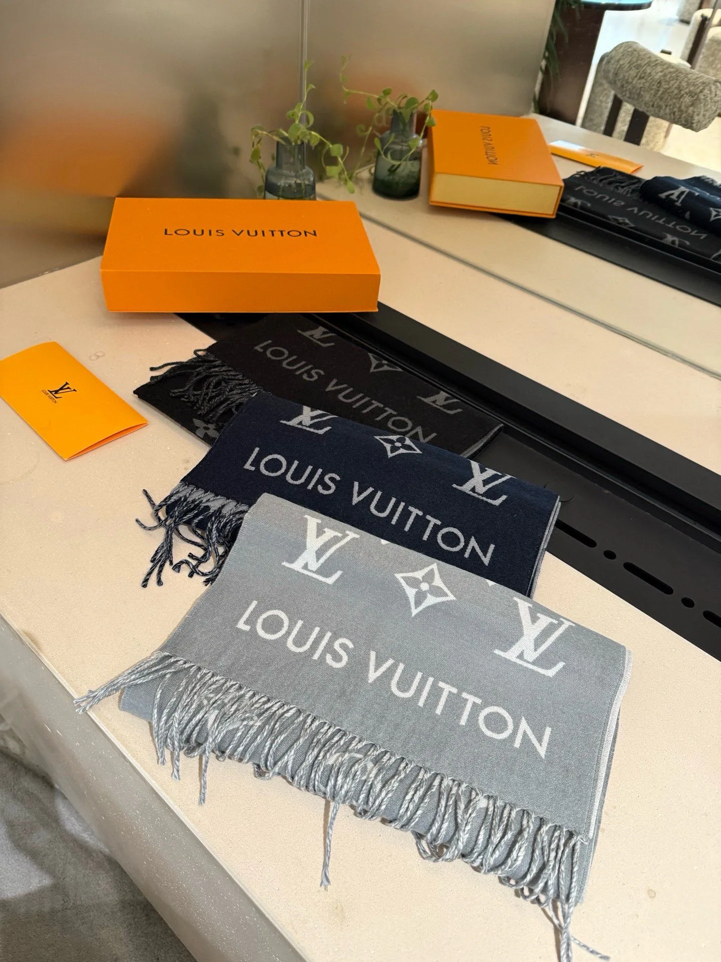 Шарфы Louis Vuitton 463724