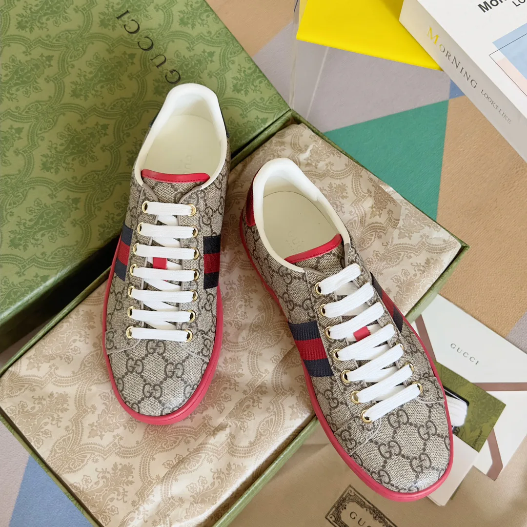 Кроссовки Женские Gucci 17620401