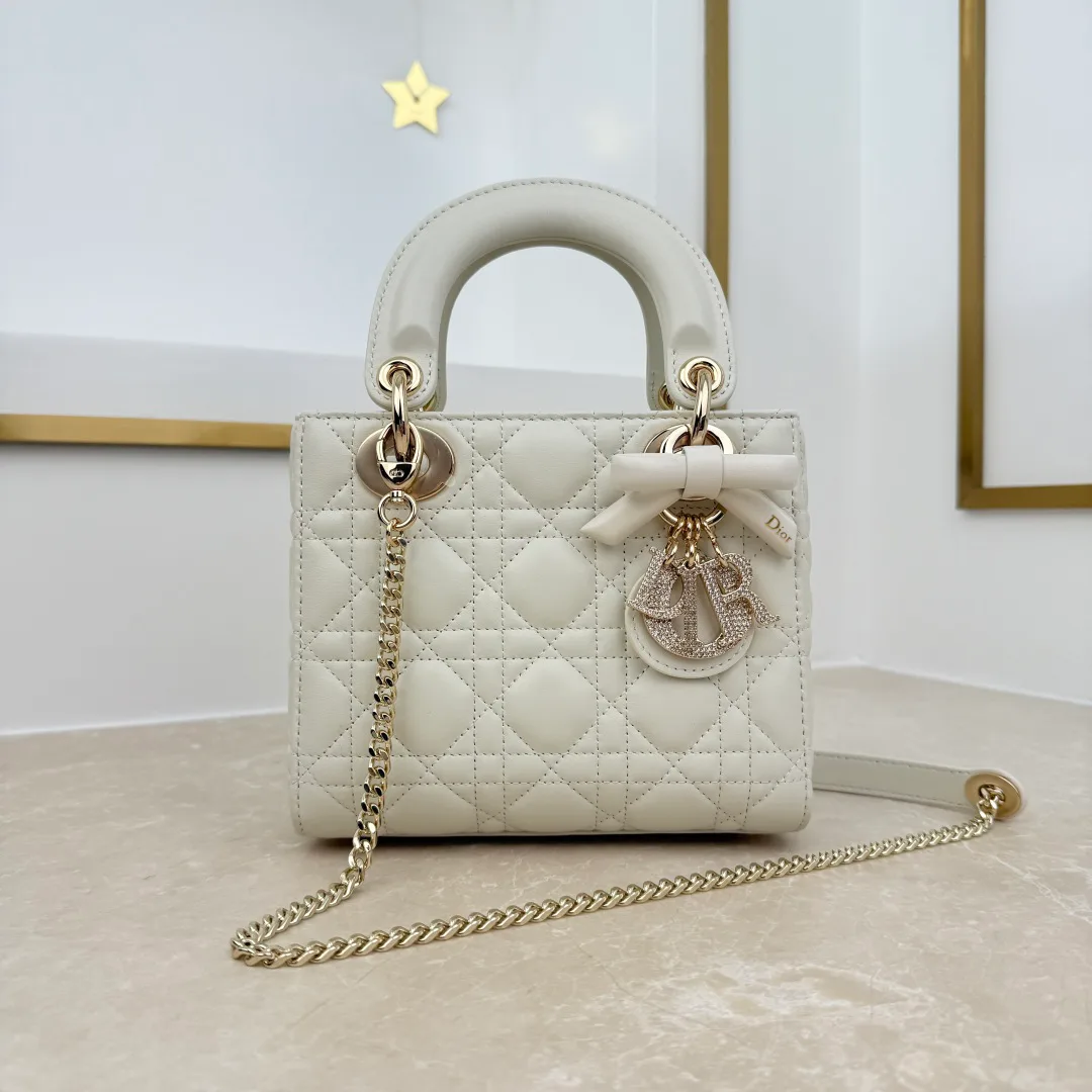 Классические Сумки Женские Christian Dior 18116215
