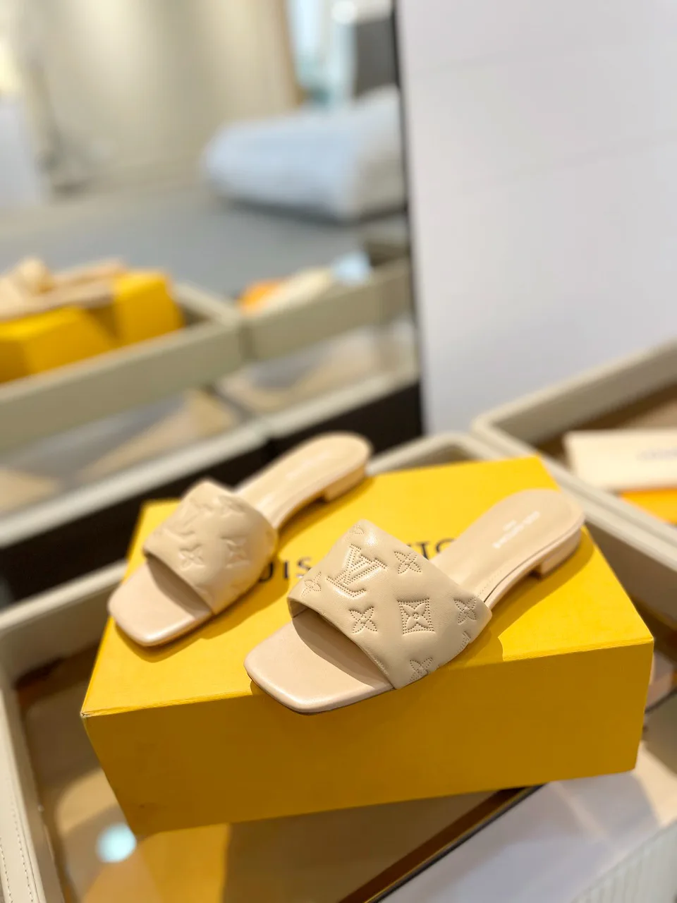 Сандалии Женские Louis Vuitton 9865387