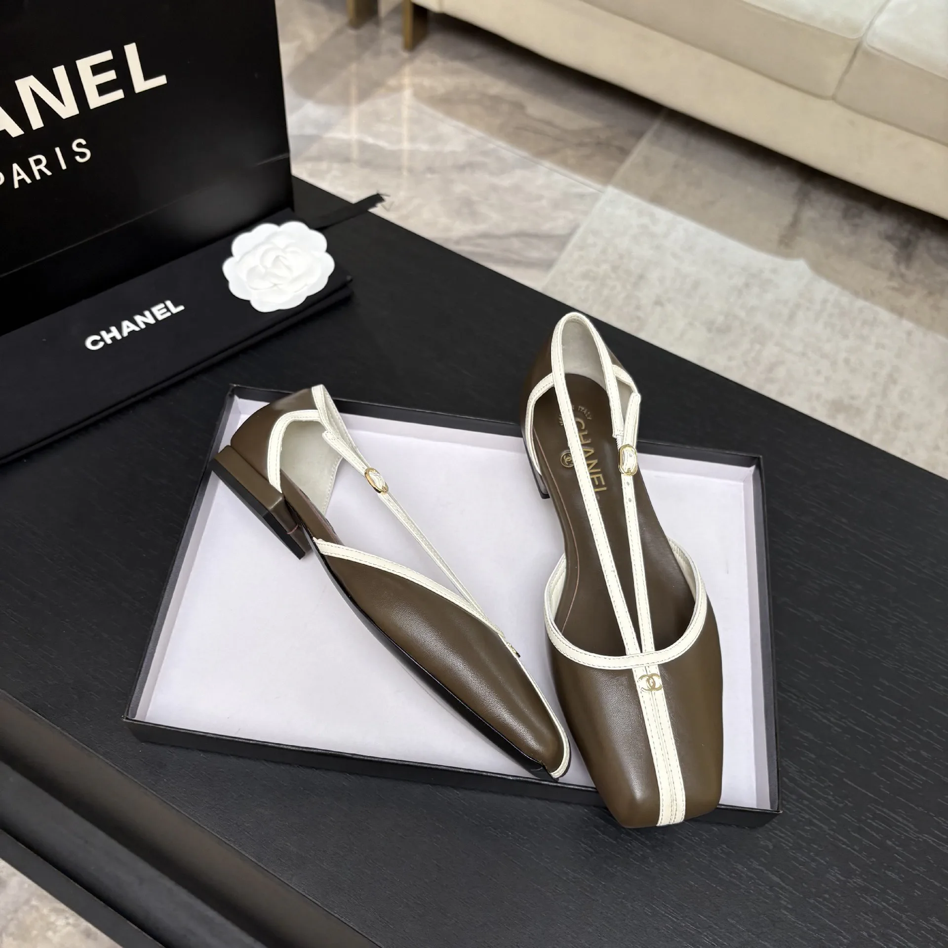 Босоножки Женские Chanel 19554670