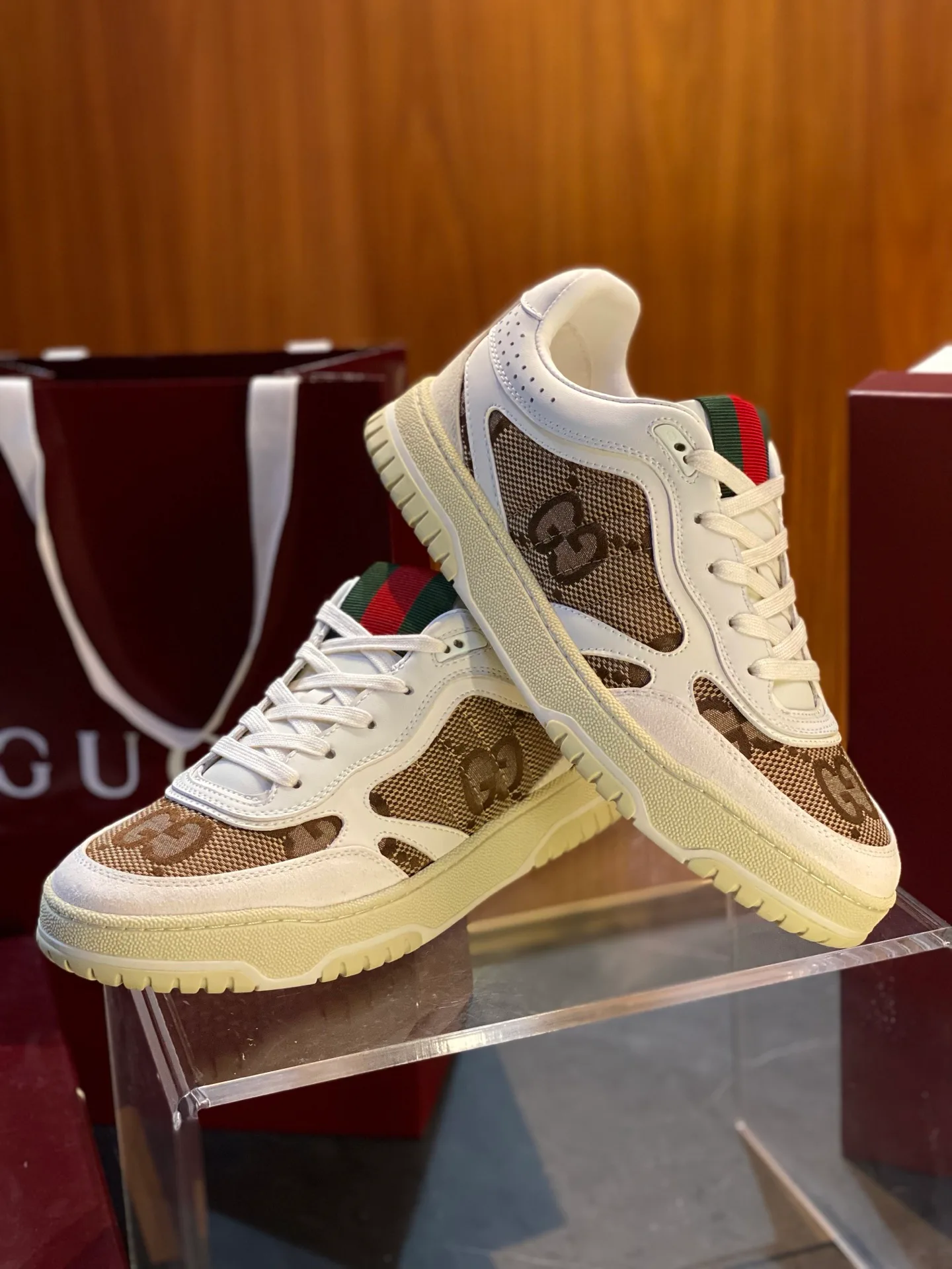 Кроссовки Женские Gucci 69984